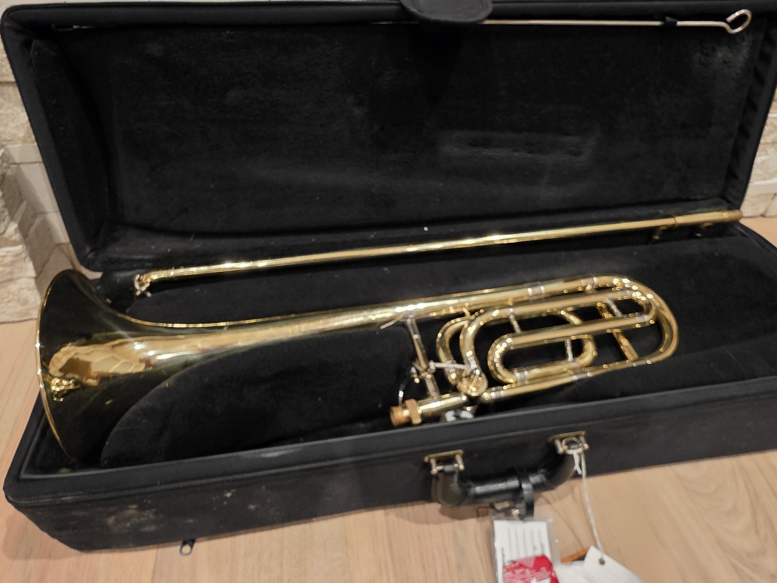 Vincent Bach soloist Trombone W/ Case & Bach Mouthpiece