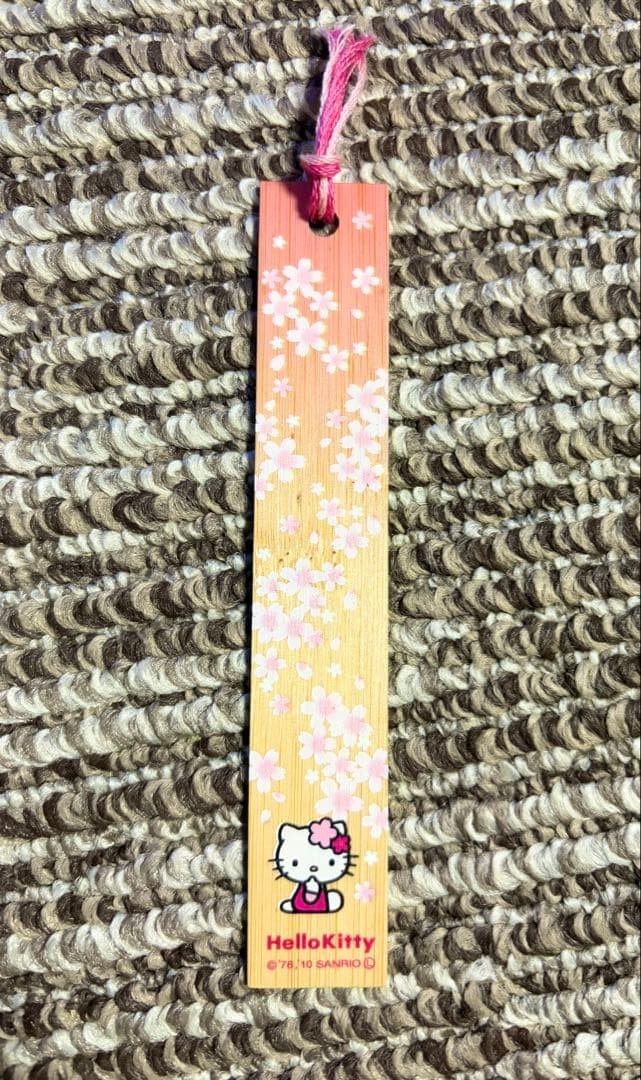 Hello Kitty Bamboo Bookmark Cherry Blossom Pattern Sanrio Vintage Collectible