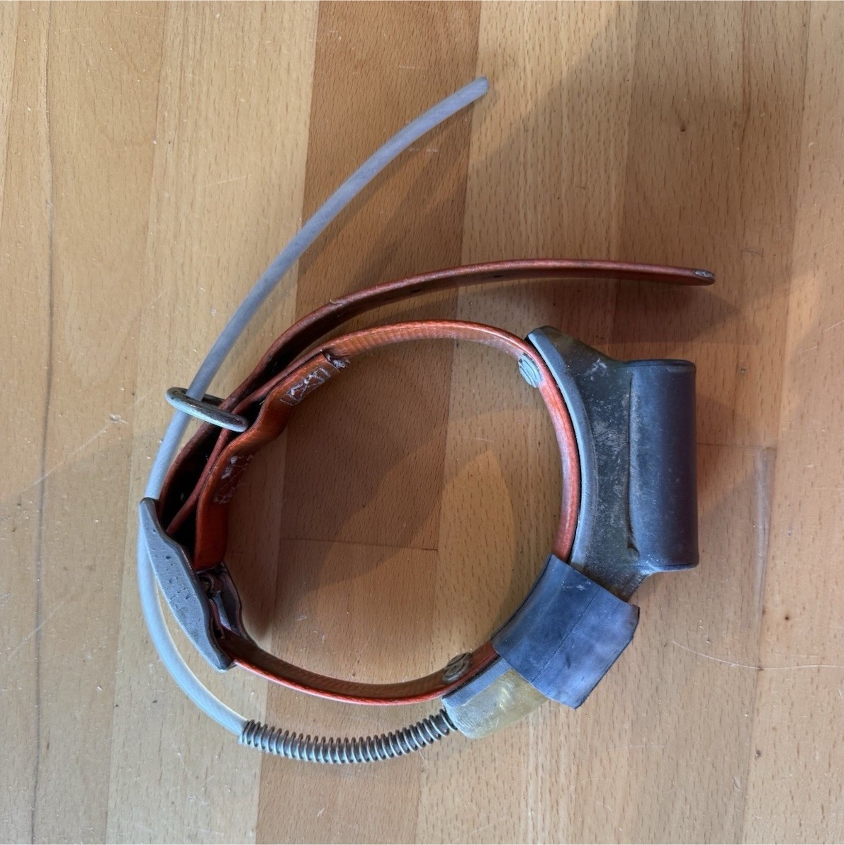 Johnson Telemetry Tracking Collar for hunting. 217.433