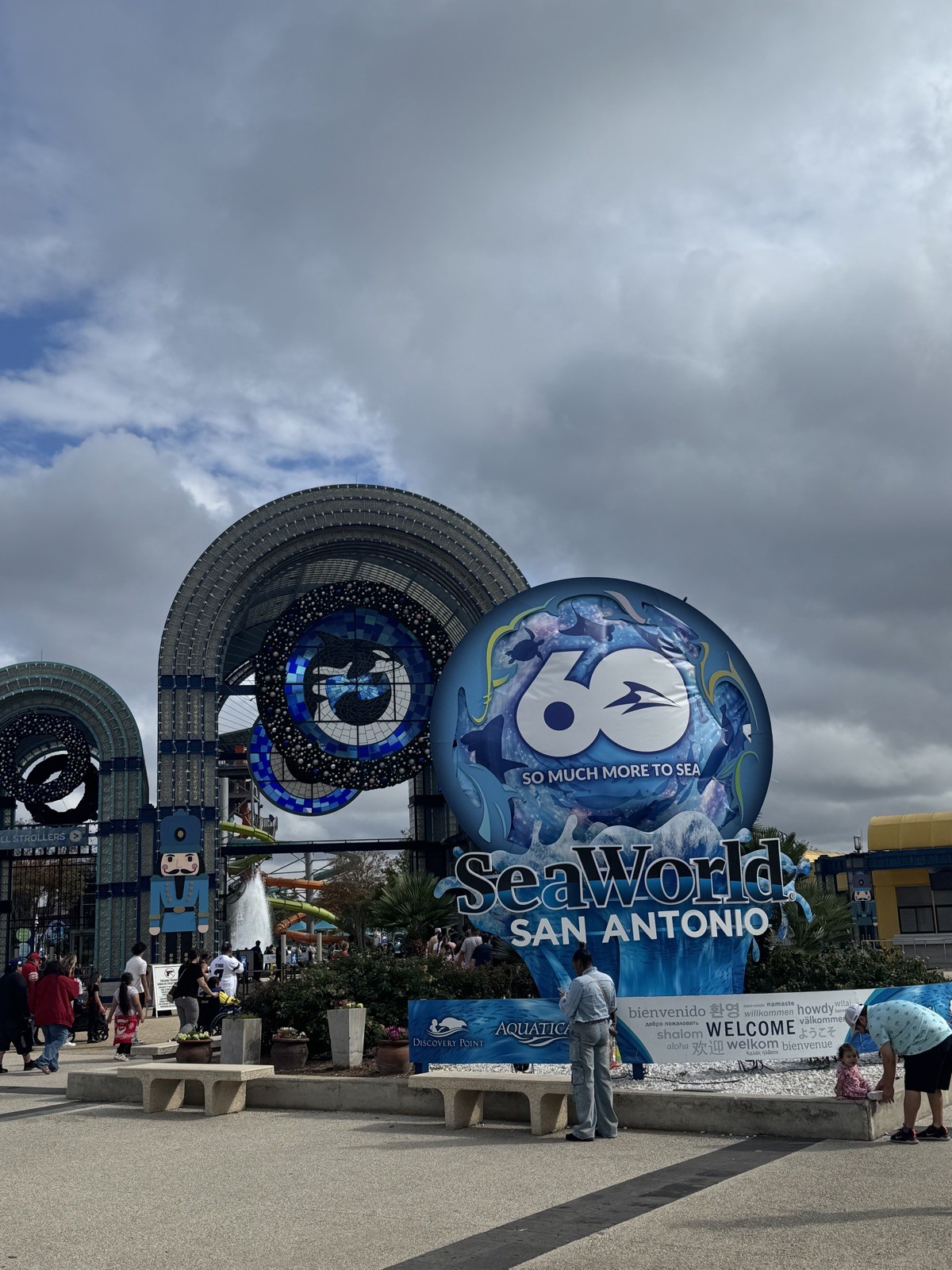 2 SeaWorld San Antontio and Aquatica one day passes good through 5/29/2026