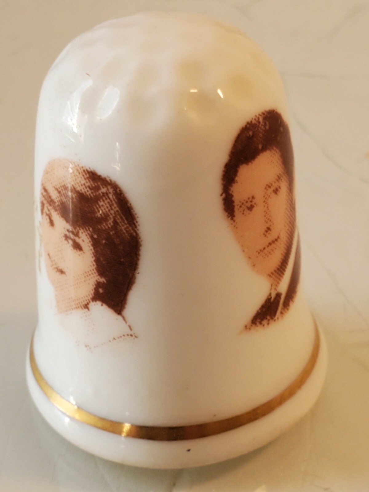 Princess Diana Thimble Porcelain THEODORE PAUL GOLD GILDING MINT SHAPE RARE box6