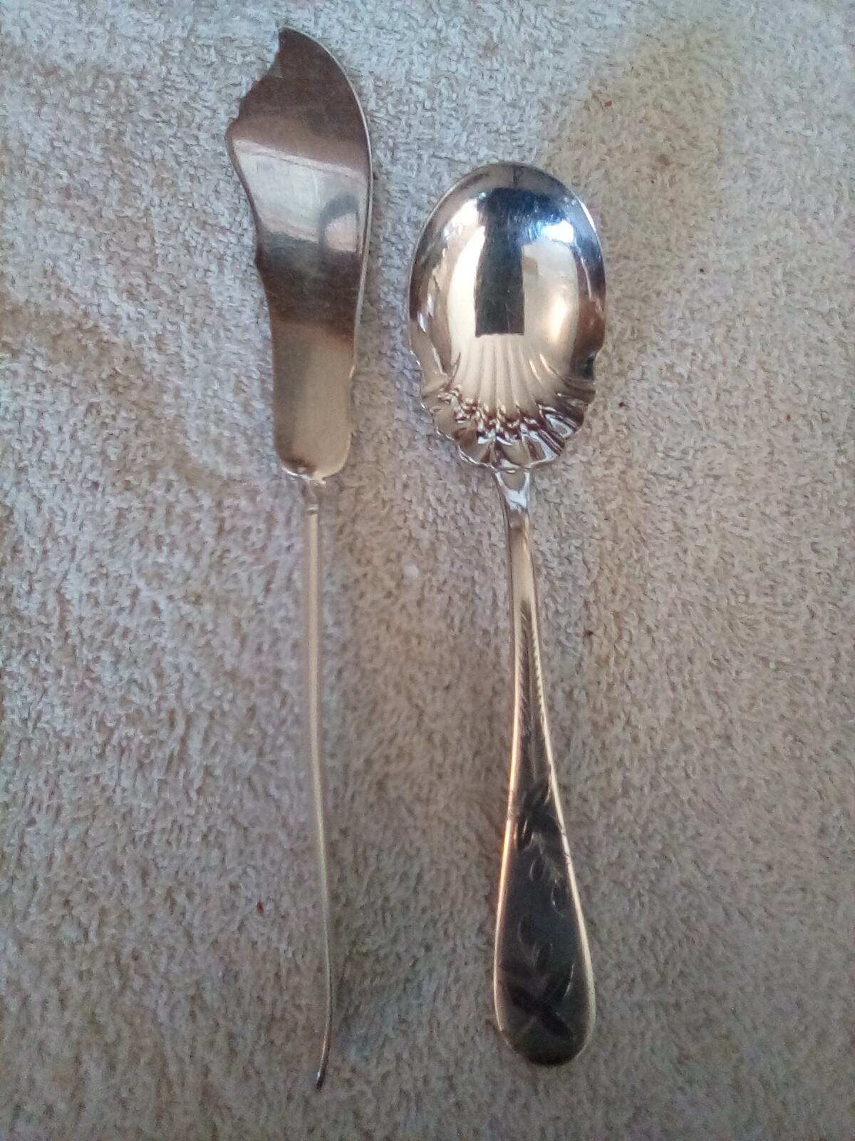 Vintage JL Williams berry spoon and butter knife silver plate floral design