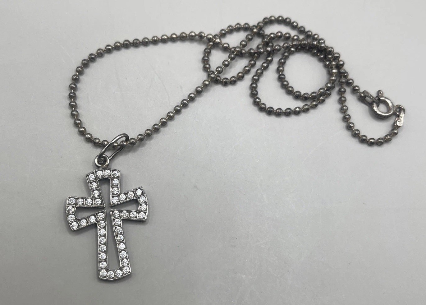 925 Sterling Silver Natural Pave Diamond Cross Fine Pendant Charm Necklace 