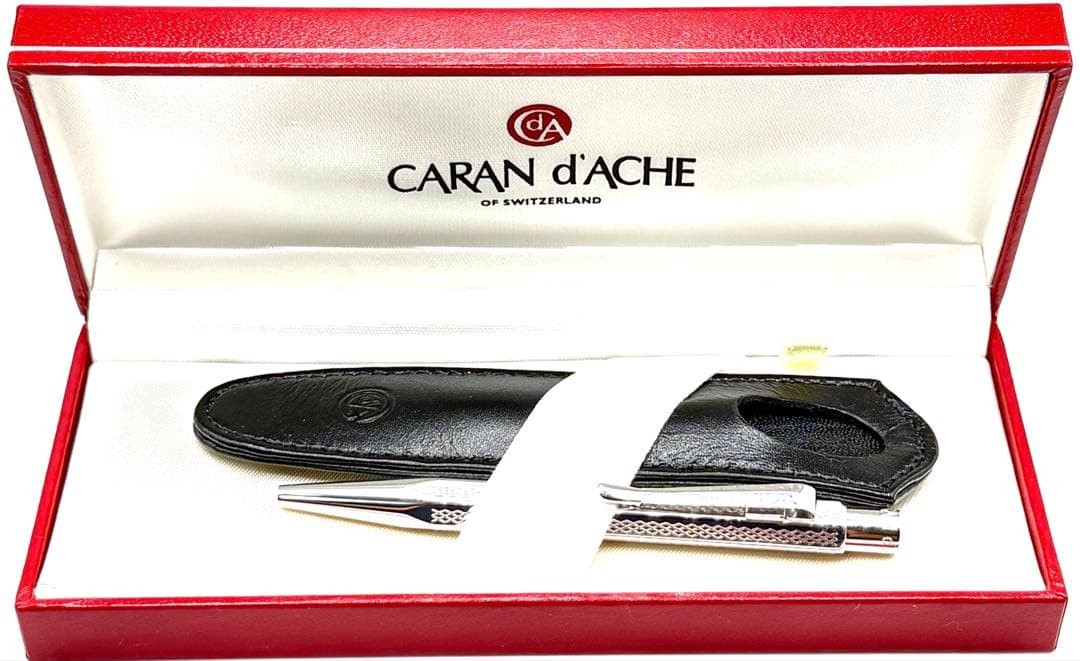 Caran D'Ache Fountain Pen Silver Ecridor Chevron