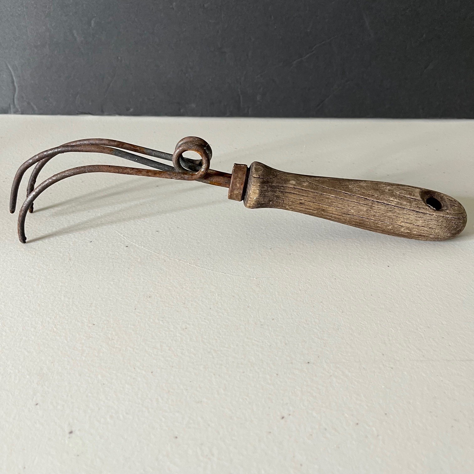 VINTAGE 3 TINE GARDEN CULTIVATOR PRIMITVE WEEDING TOOL