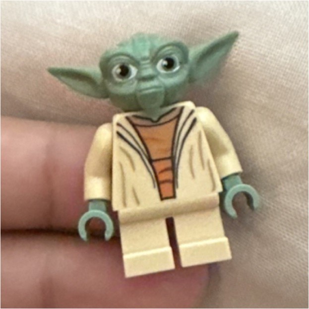 LEGO Star Wars Yoda Minifigure Plastic Space Character Set