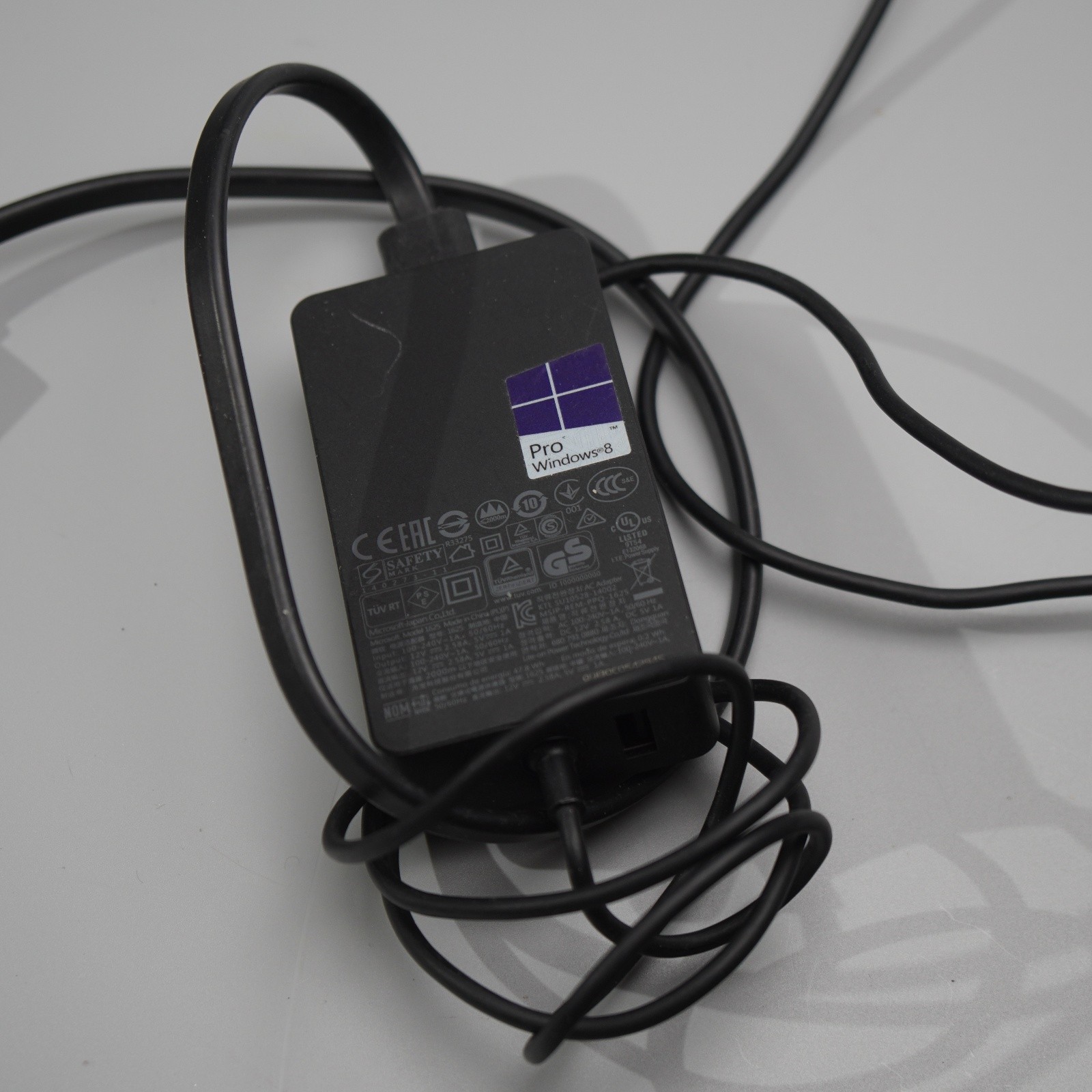 Microsoft Model 1625 Power Adapter 12V 2.58A Surface Pro Charger Black