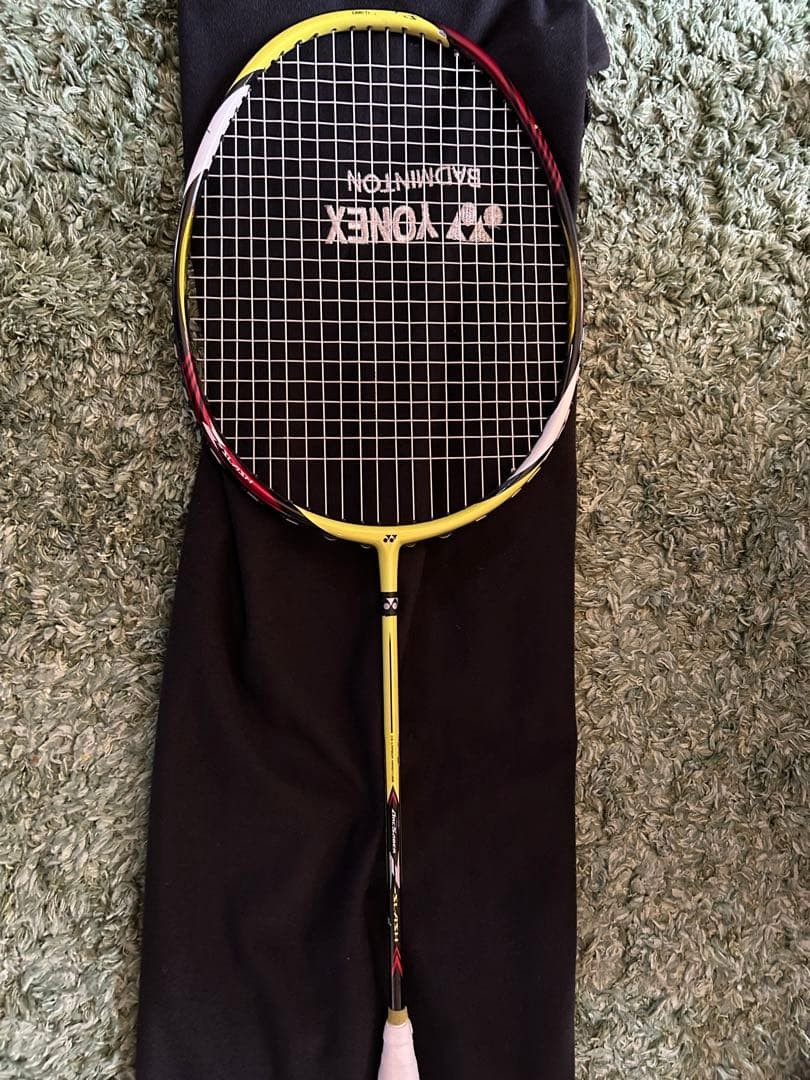 YONEX ArcSaber Z-Slash 3UG5 Badminton Racket - Used, Scratches on Paint