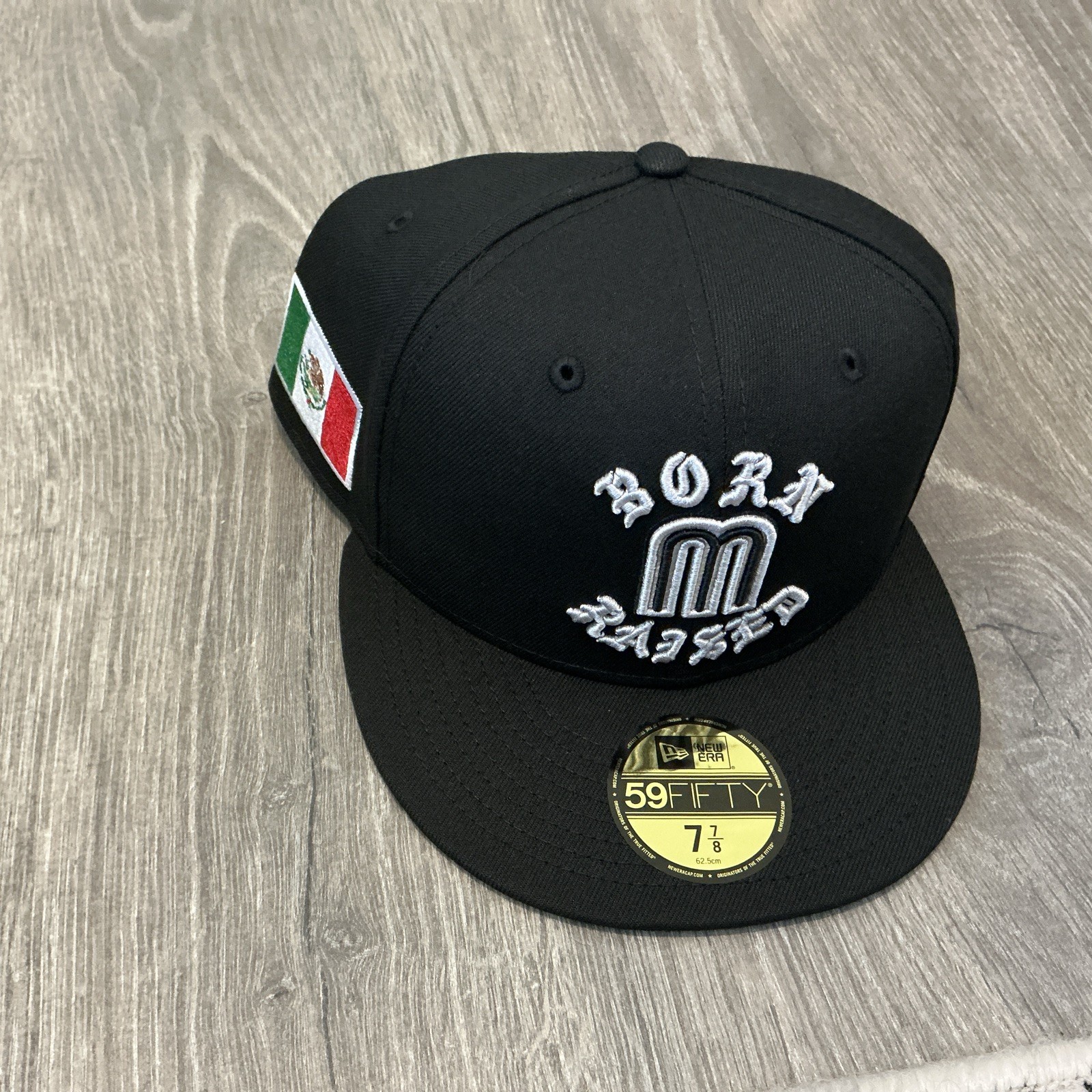 New Era Mexico Born X Raised 59FIFTY Hat Black/White Men’s Size: 7 7/8