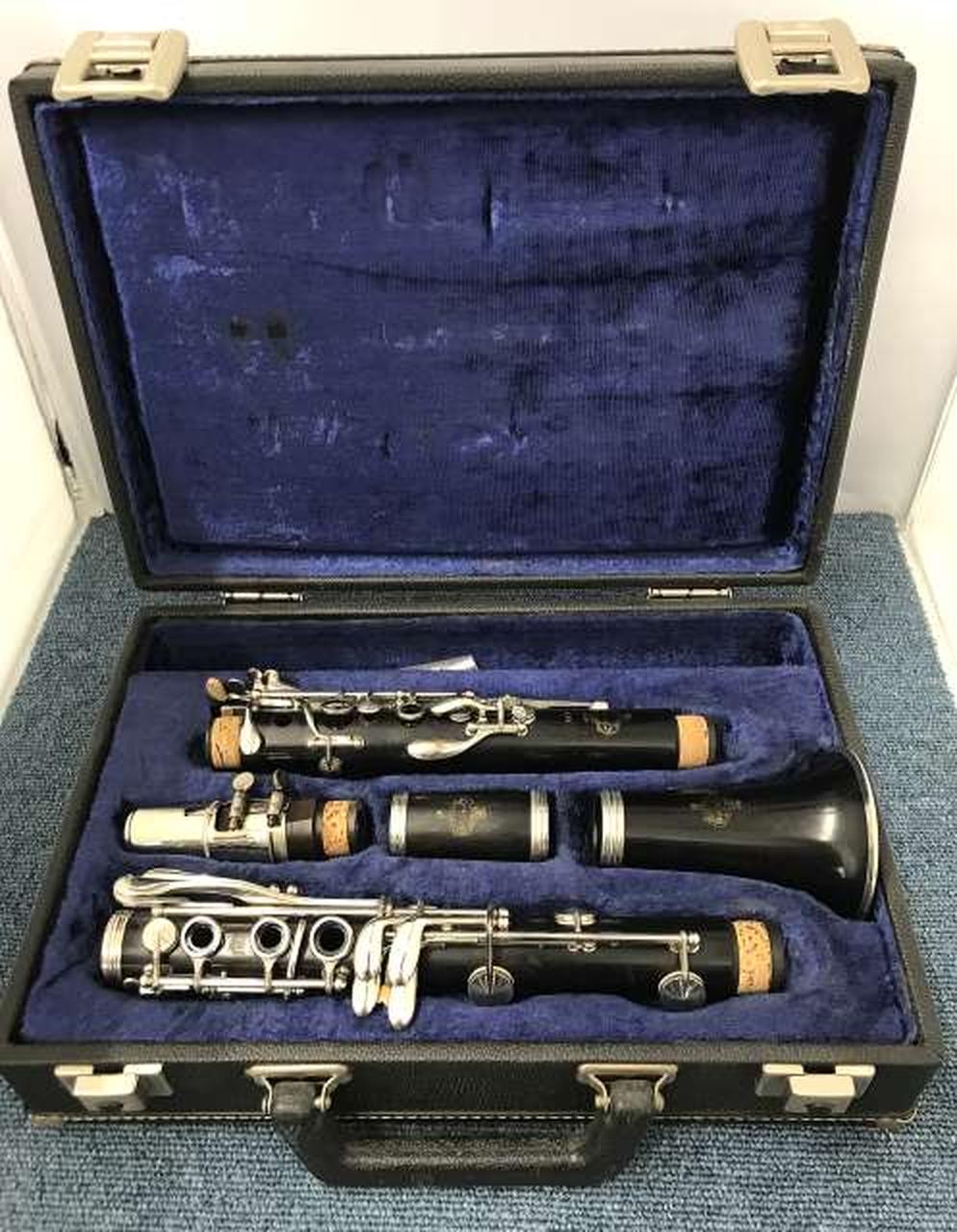 BUFFET CRAMPON E-11 Clarinet