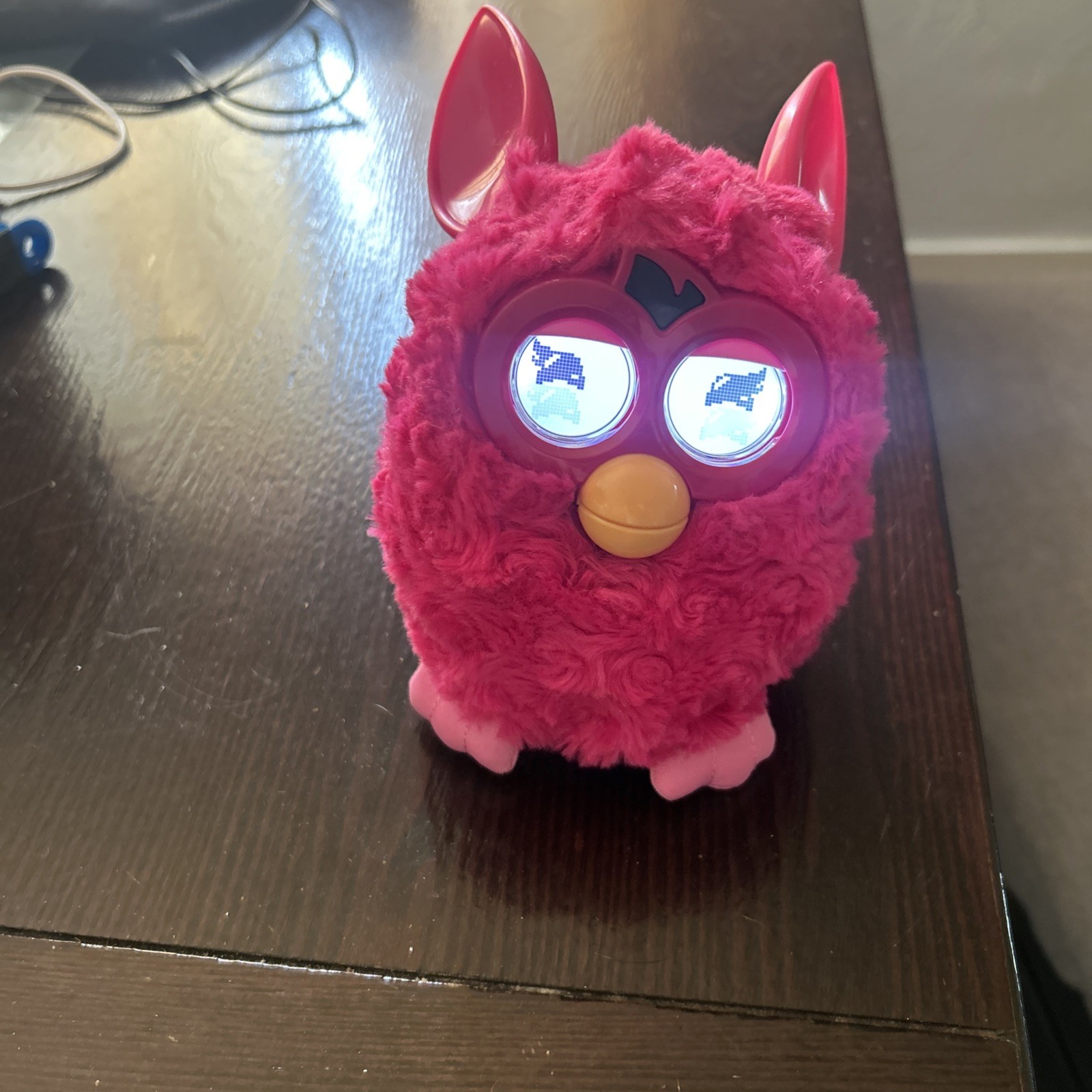 2012 Hasbro Furby Red. LCD Eyes Electronic Toy (WORKING)