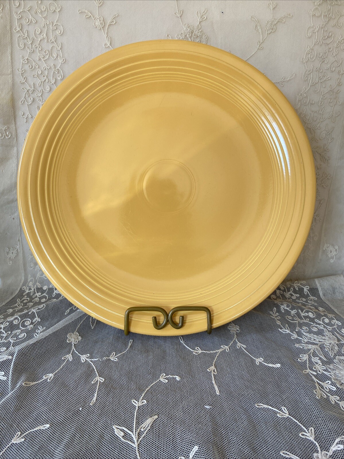 Vtg Fiesta Ware 14.5” Yellow Chop Plate Charger Serving Plate Platter No Stamp