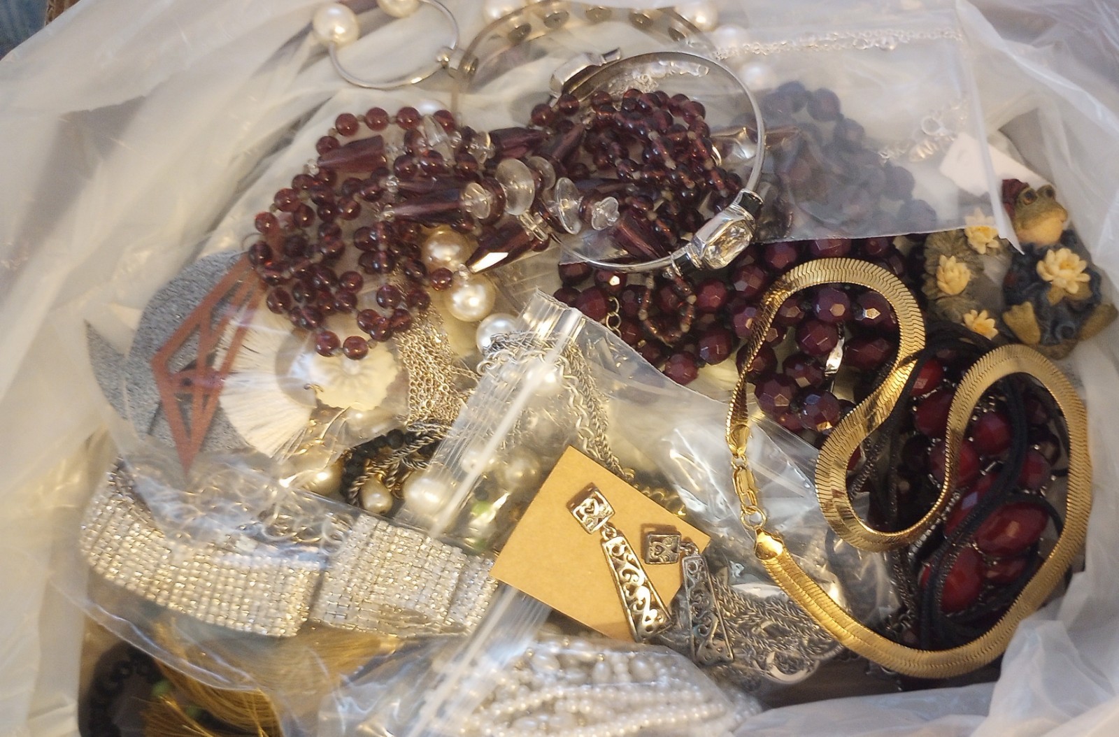 Beautiful Wearable Resellable Jewelry Lot