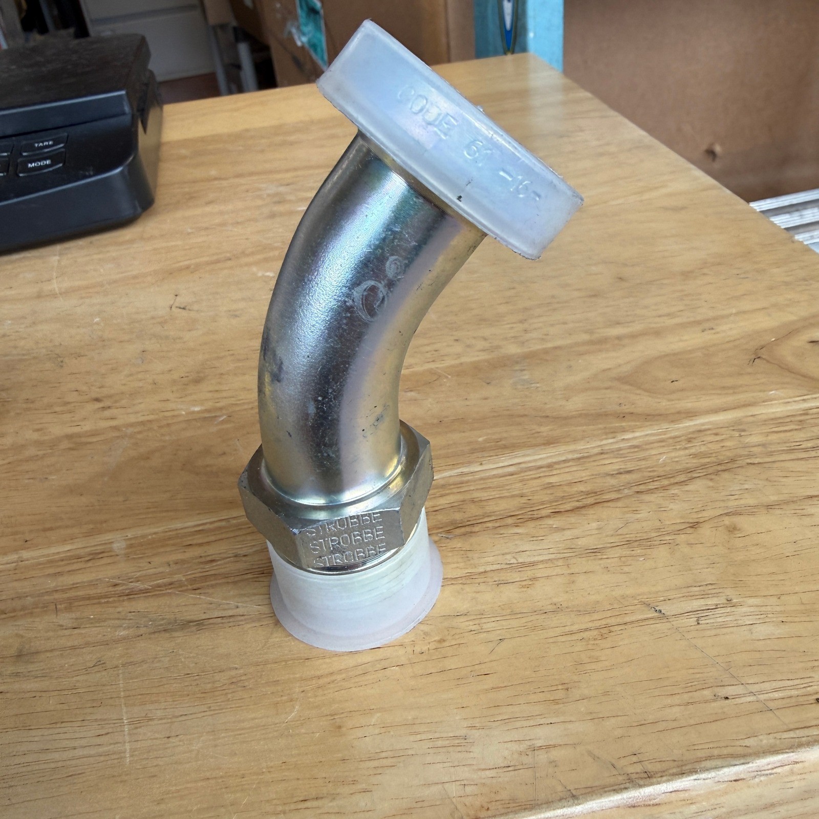 Parker 17T3-16-16 Flange / Flare Adapters 45 Degree Elbow 1" Code 61 Flange