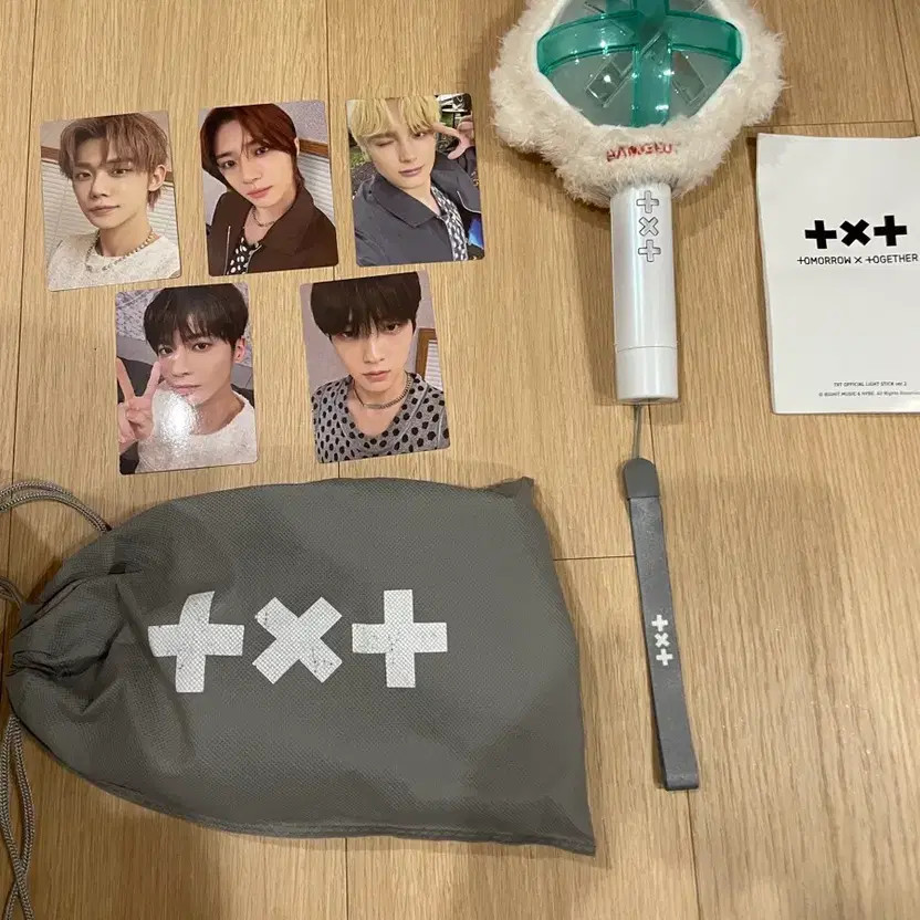 TXT MOA Bong 2 Fan Support Tool Pre-Owned