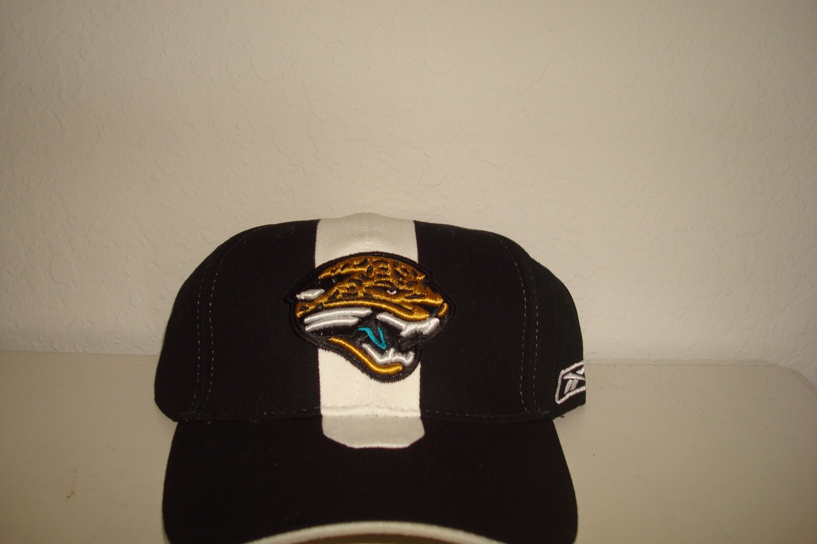 JACKSONVILLE JAGUARS REEBOK  SZ STRAPBACK  DEADSTOCK HAT CAP VINTAGE A1