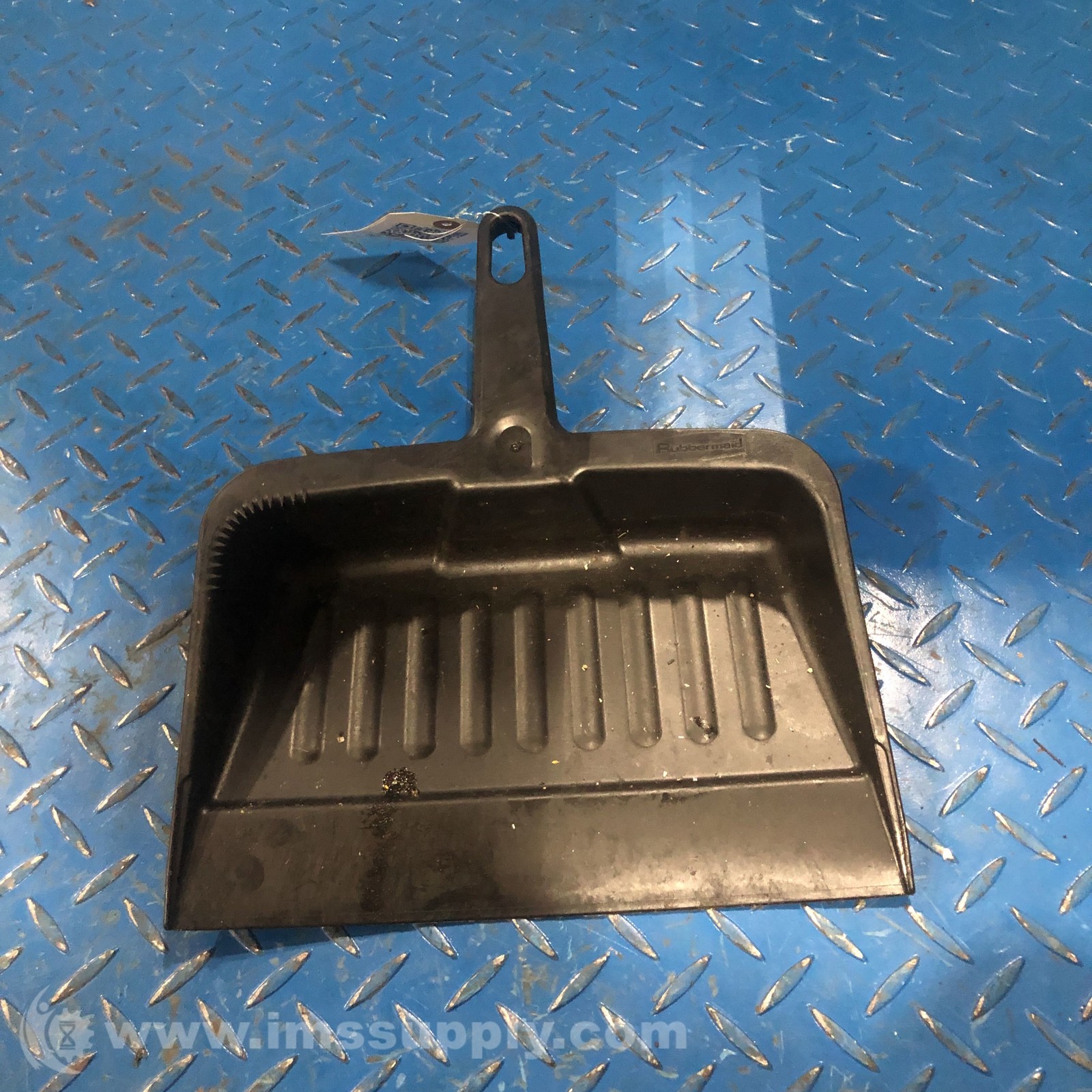 Rubbermaid FG200500CHAR Dust Pan USIP