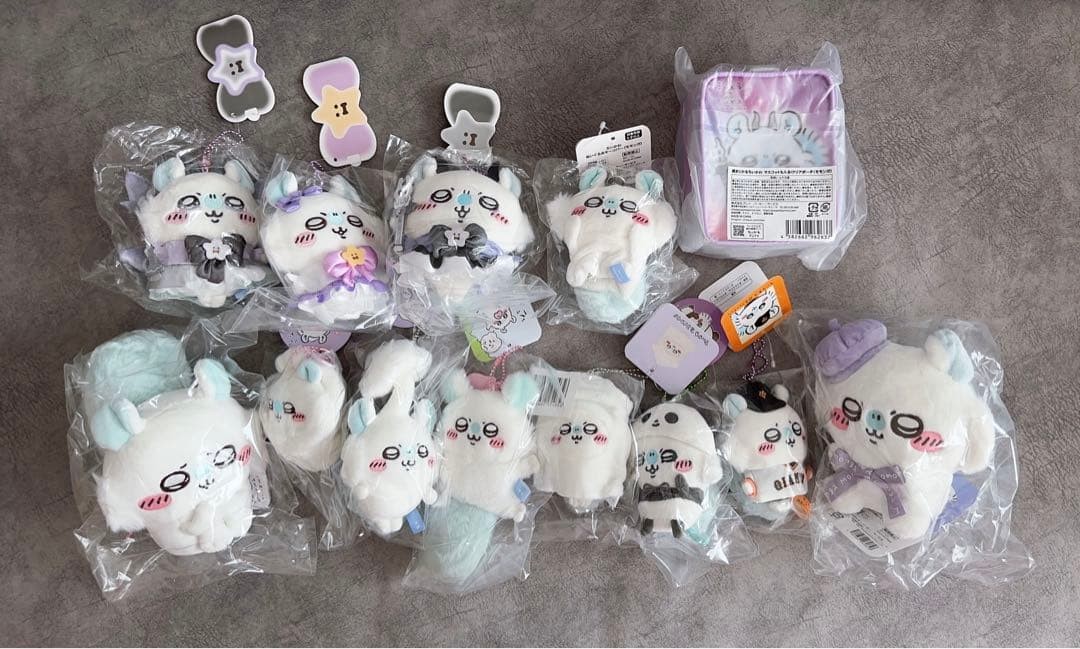 Chiikawa Momo Moth Plush Set Toy Character Souvenir Used