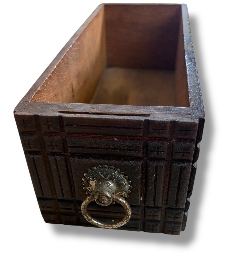 VTG  Singer Treadle Sewing Machine Ornate Wooden Drawer  Right - Metal Pull