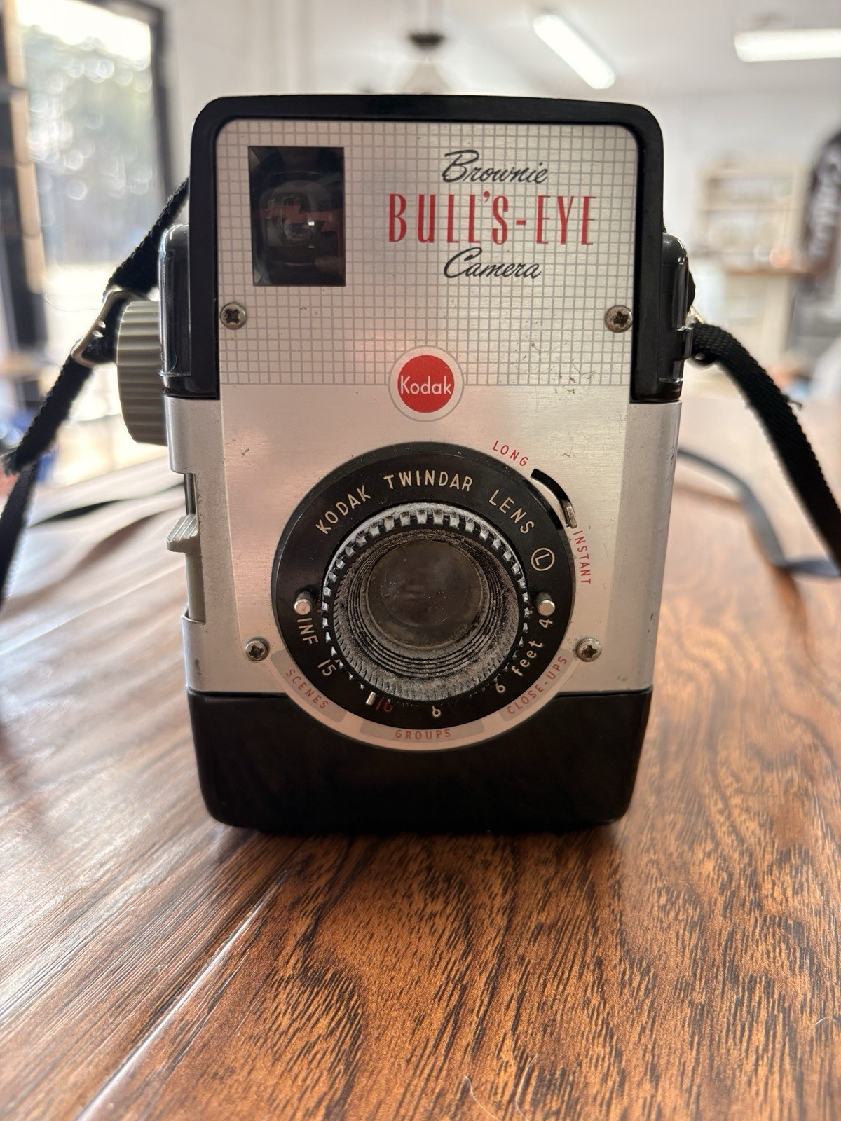 Kodak Brownie Bull's-Eye Vintage Box Camera Black W/Kodak Twindar Lens- Untested