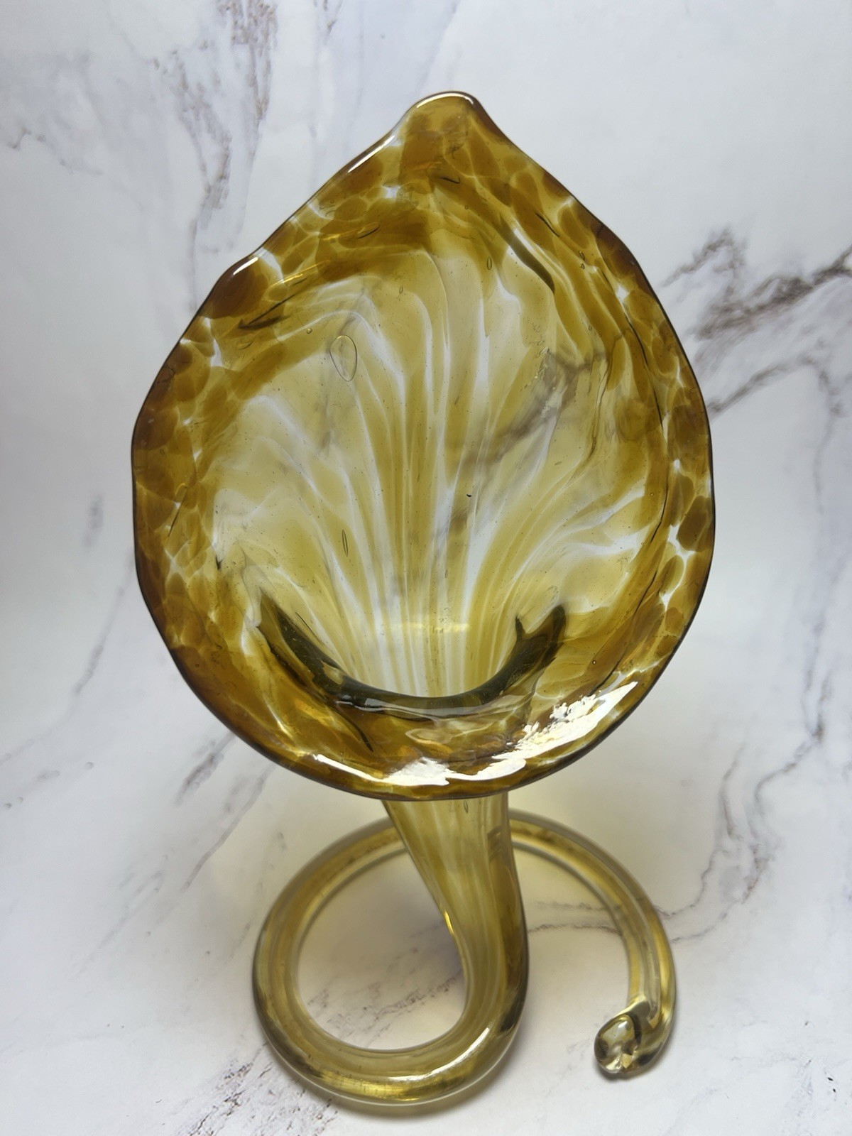 Vintage Hand-Blown Cherokee Stretch Glass Calla Lilly Swirl Stim Murano Style