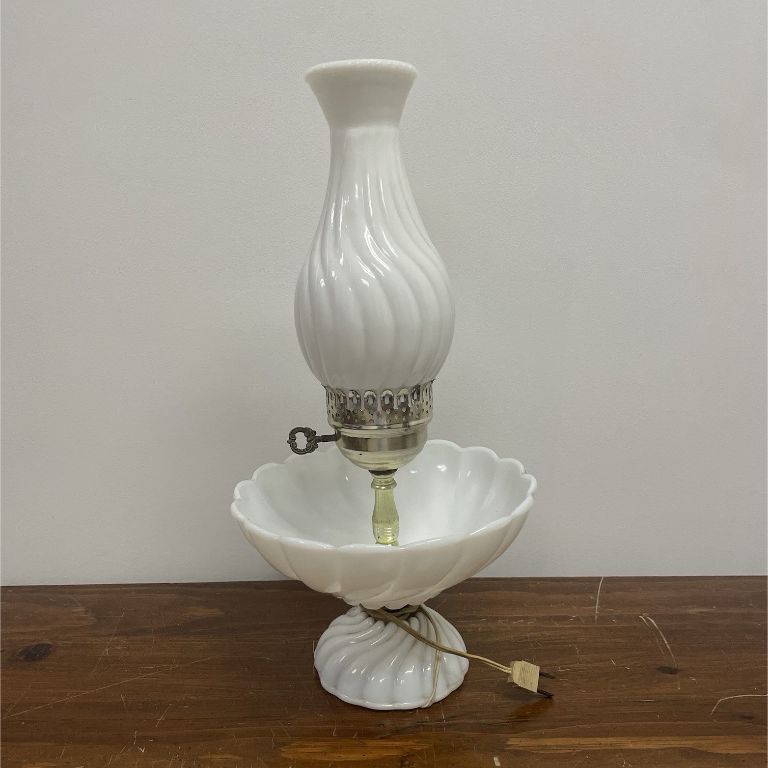 vintage fenton spiral swirl pattern milk glass candy bowl lamp!