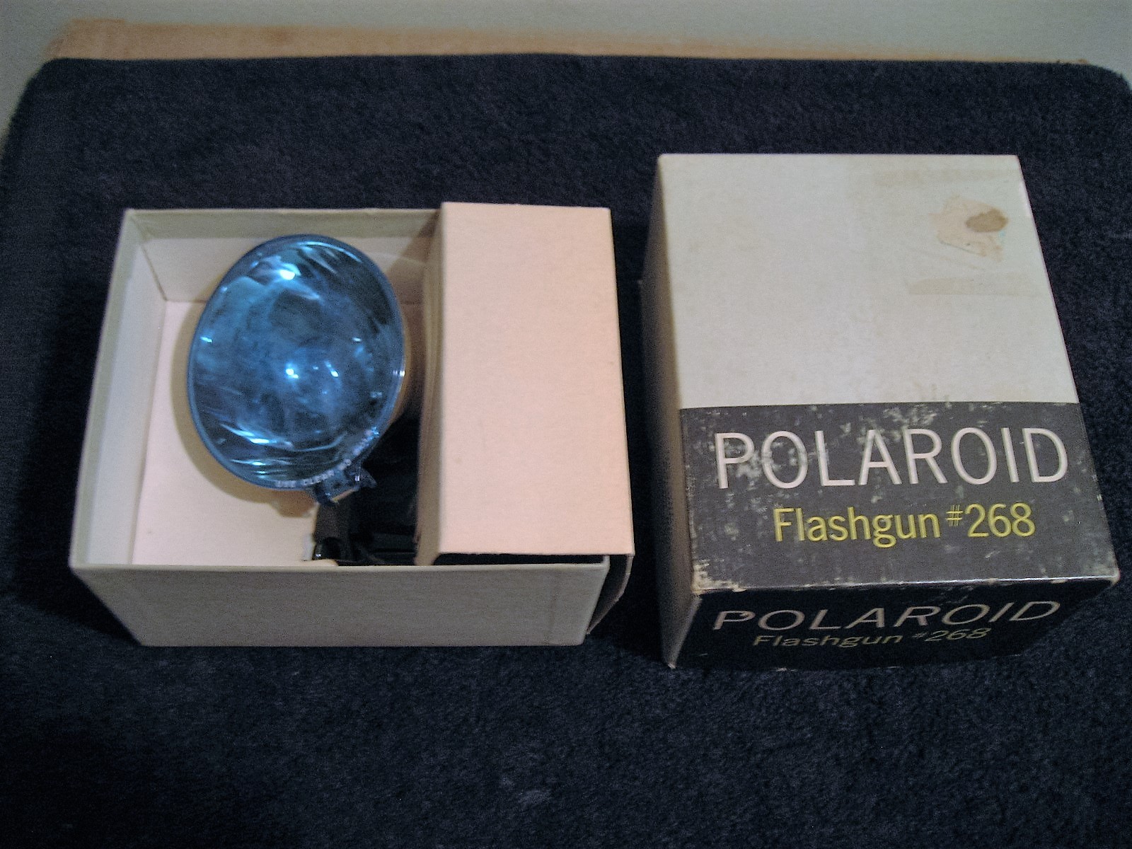 POLAROID FLASHGUN #268 in box