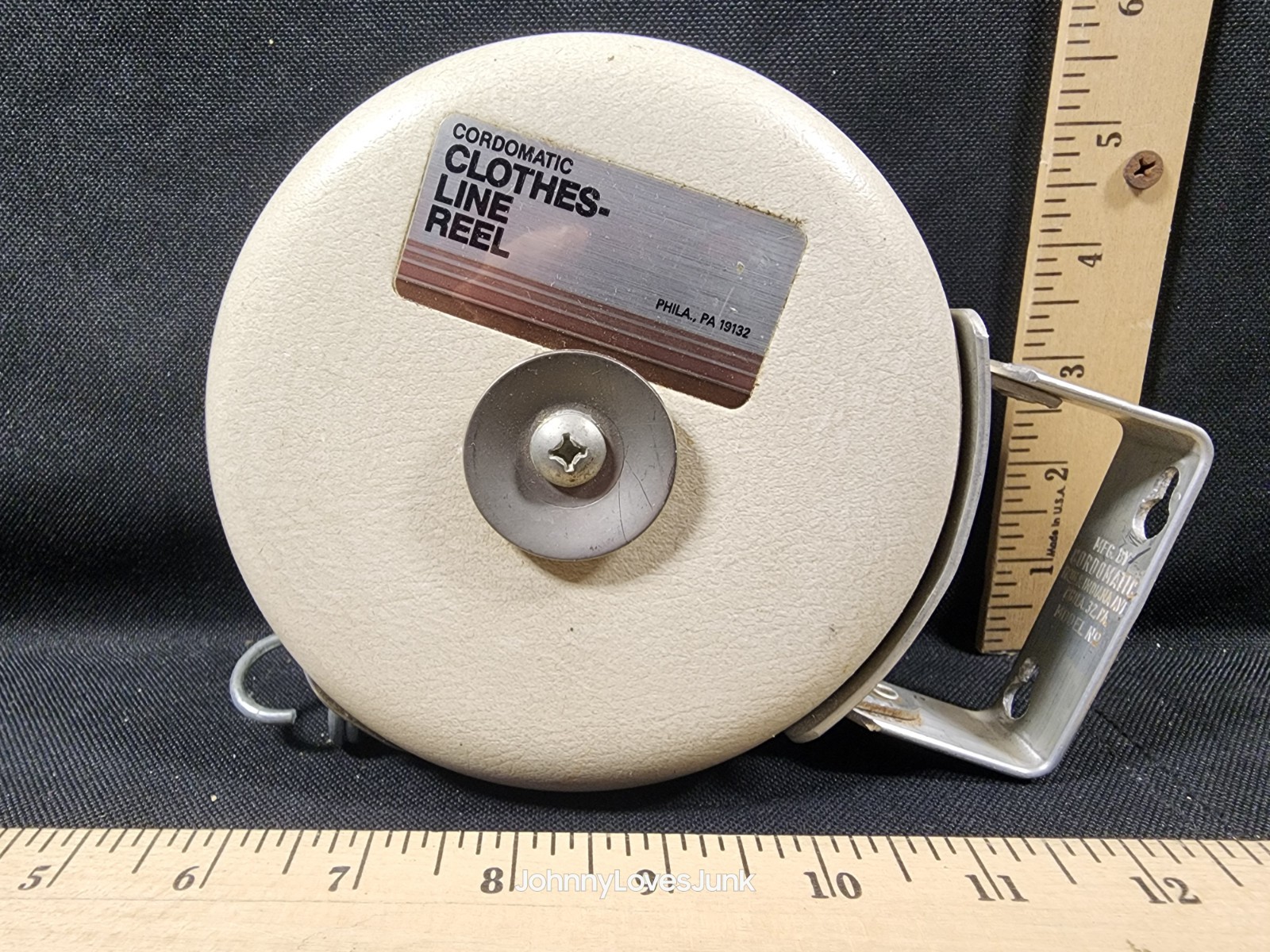 Vintage Cordamatic Retractable Reel Style Clothesline Works Great Shape