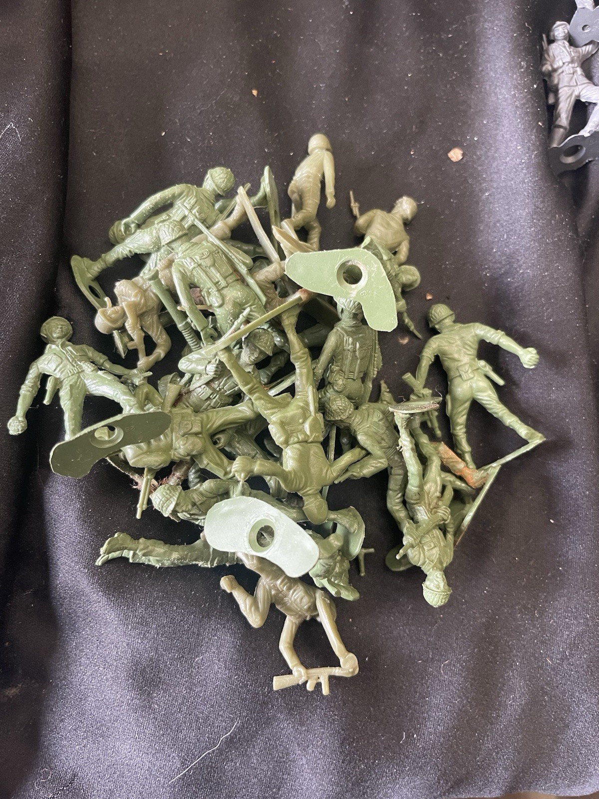 Vintage Plastic Army Men Soldiers Toy Lot Green Gray Hong Kong