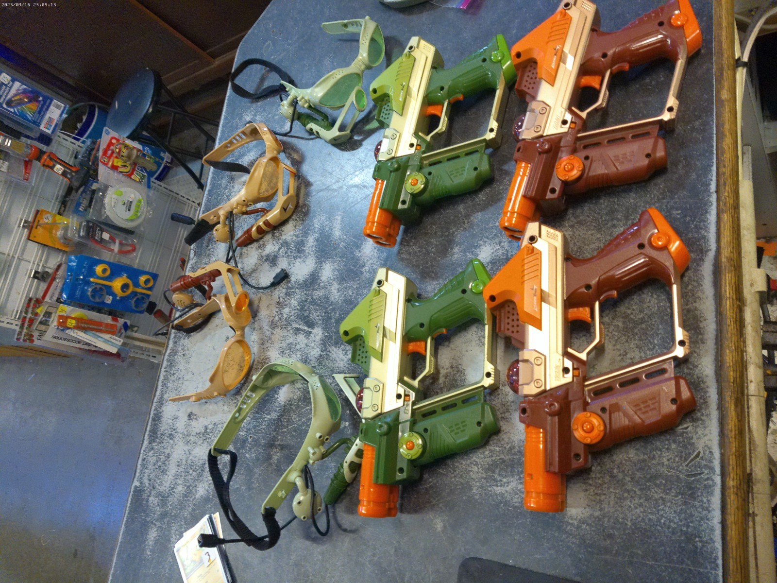 4 Vintage Hasbro Tiger Electronic Lazer Tag Team Ops Blasters  see description