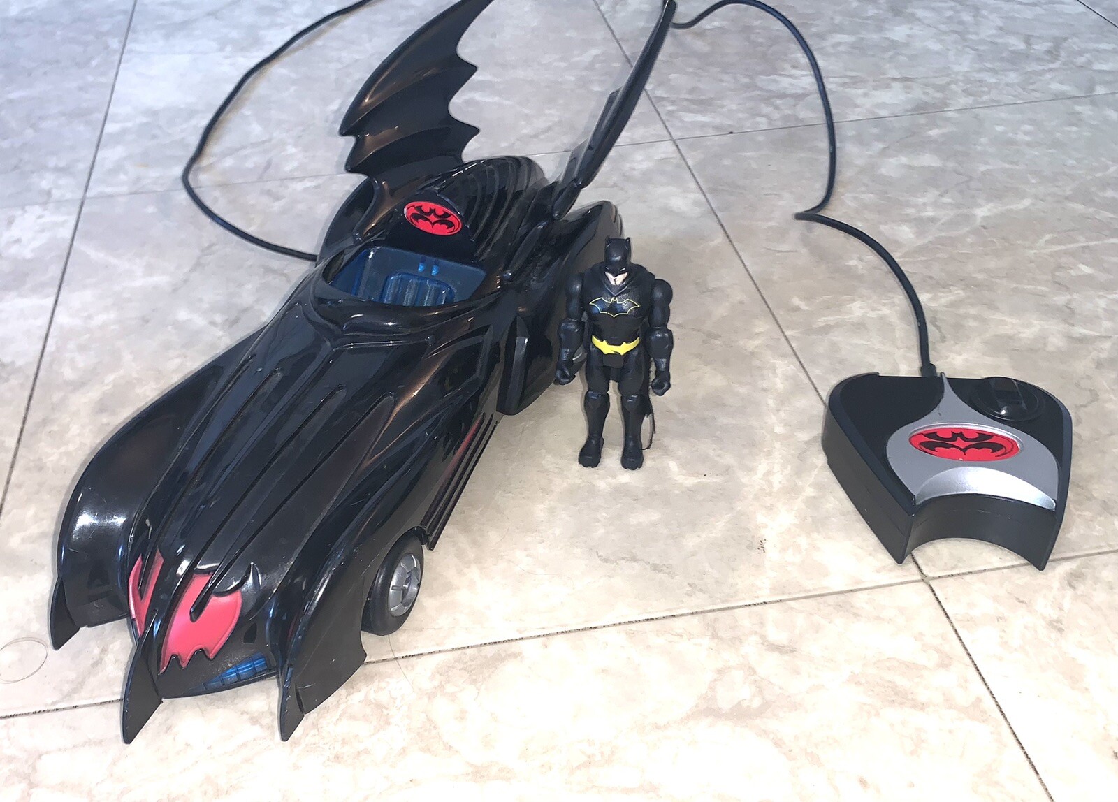 Hasbro Batmobile 15 Inch Remote Control Vtg 1997 & 3.75 Inch Figure VIDEO
