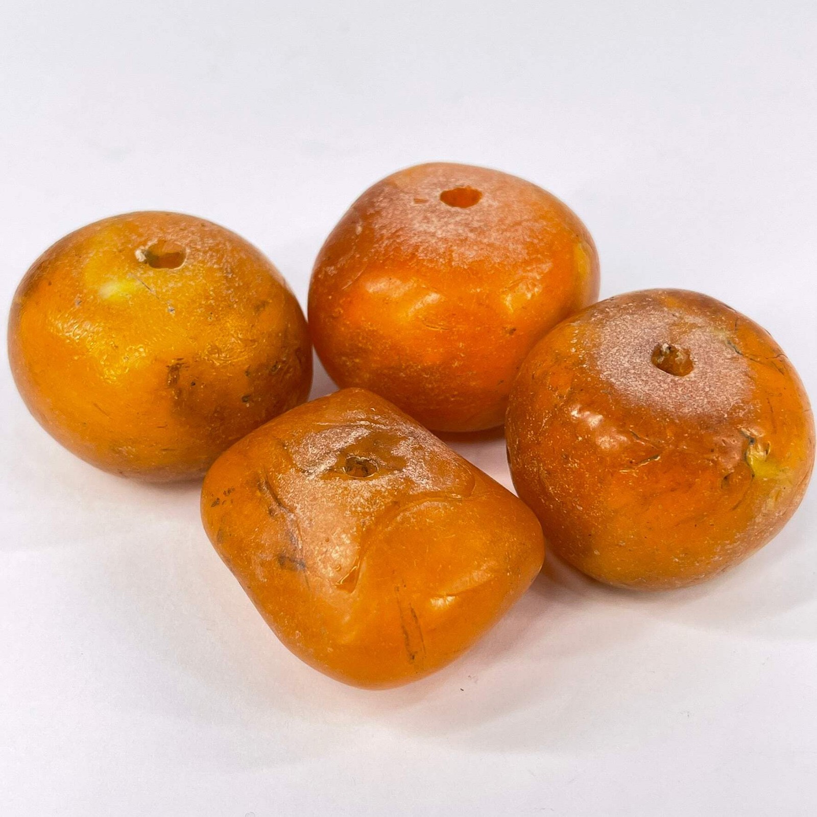 4 Phenolic Resin Yellow Beads Morocco Loose