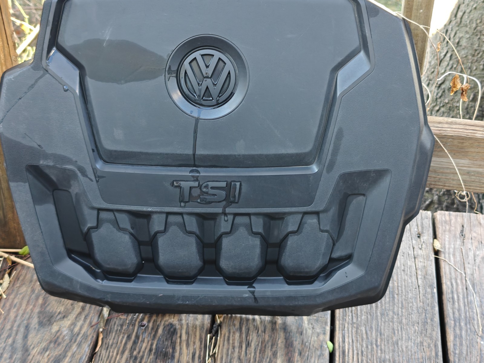 2018 - 2022 Volkswagen Passat 2.0L Engine Motor Appearance Top Cover Panel OEM