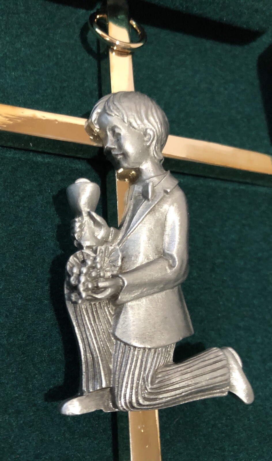 Boy Praying FIRST HOLY COMMUNION Wall CROSS, PEWTER | 7” Gold Plated Cross NEW