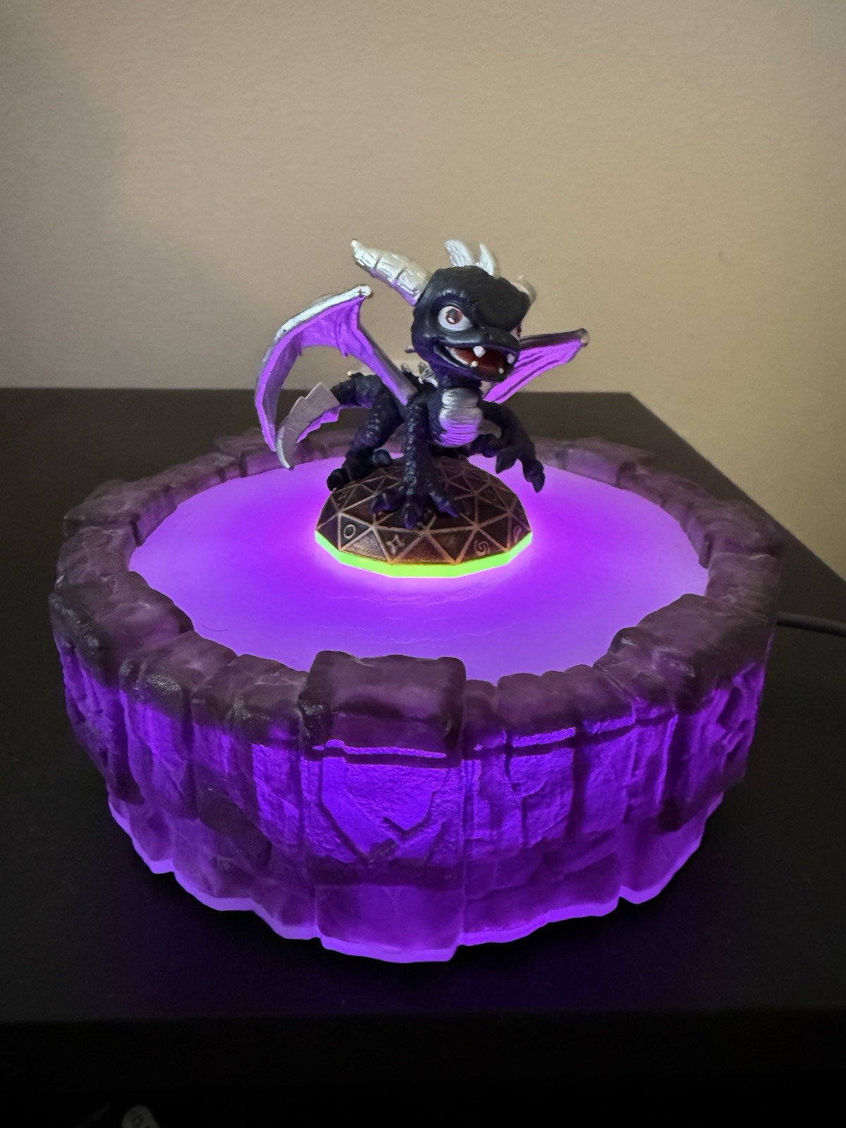 Skylanders Spyro's Adventure Dark Spyro Series 1 Figure