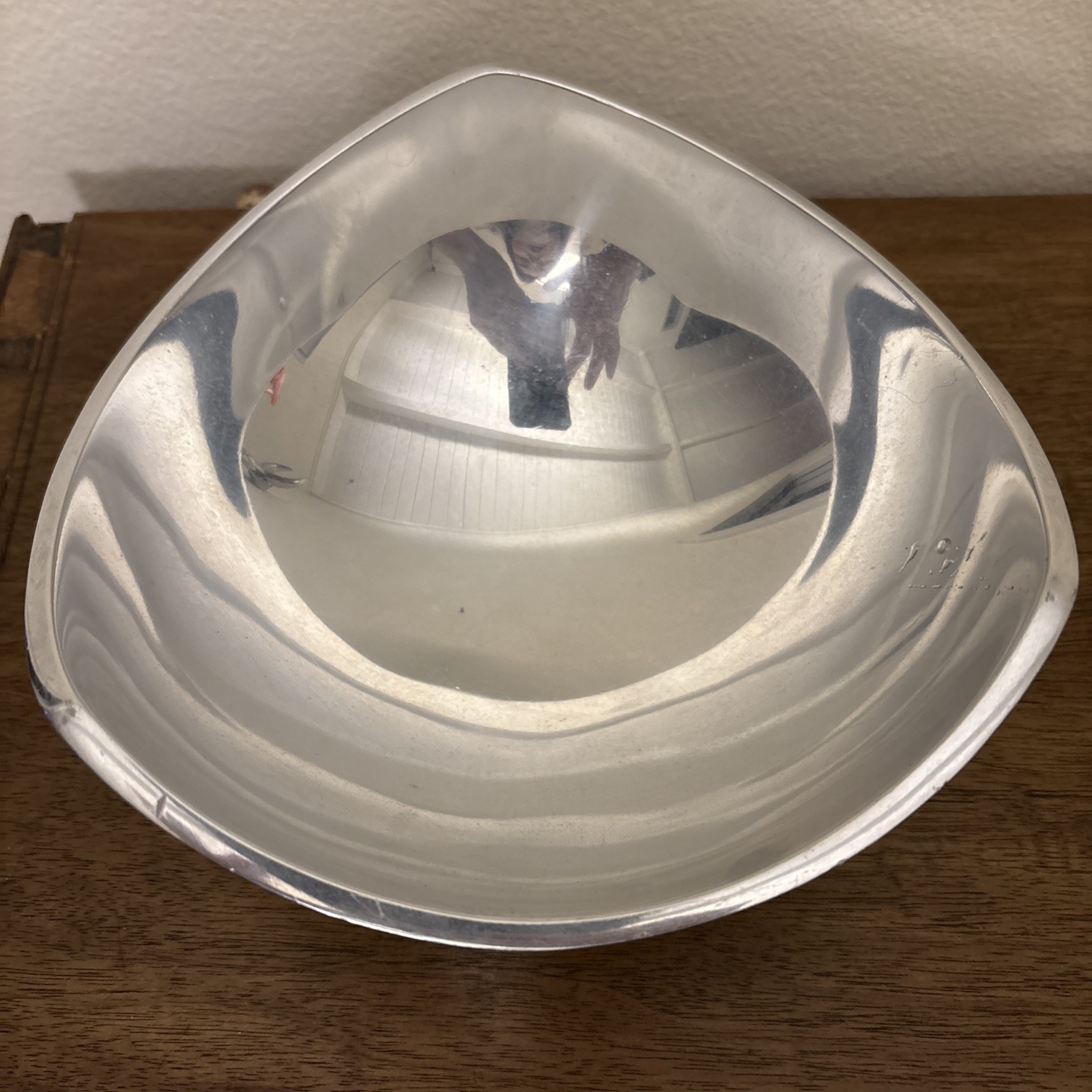 NAMBE 530 BOWL, Aluminum, 1 QT, TRIANGULAR, 7 3/4", 1967 Made in USA