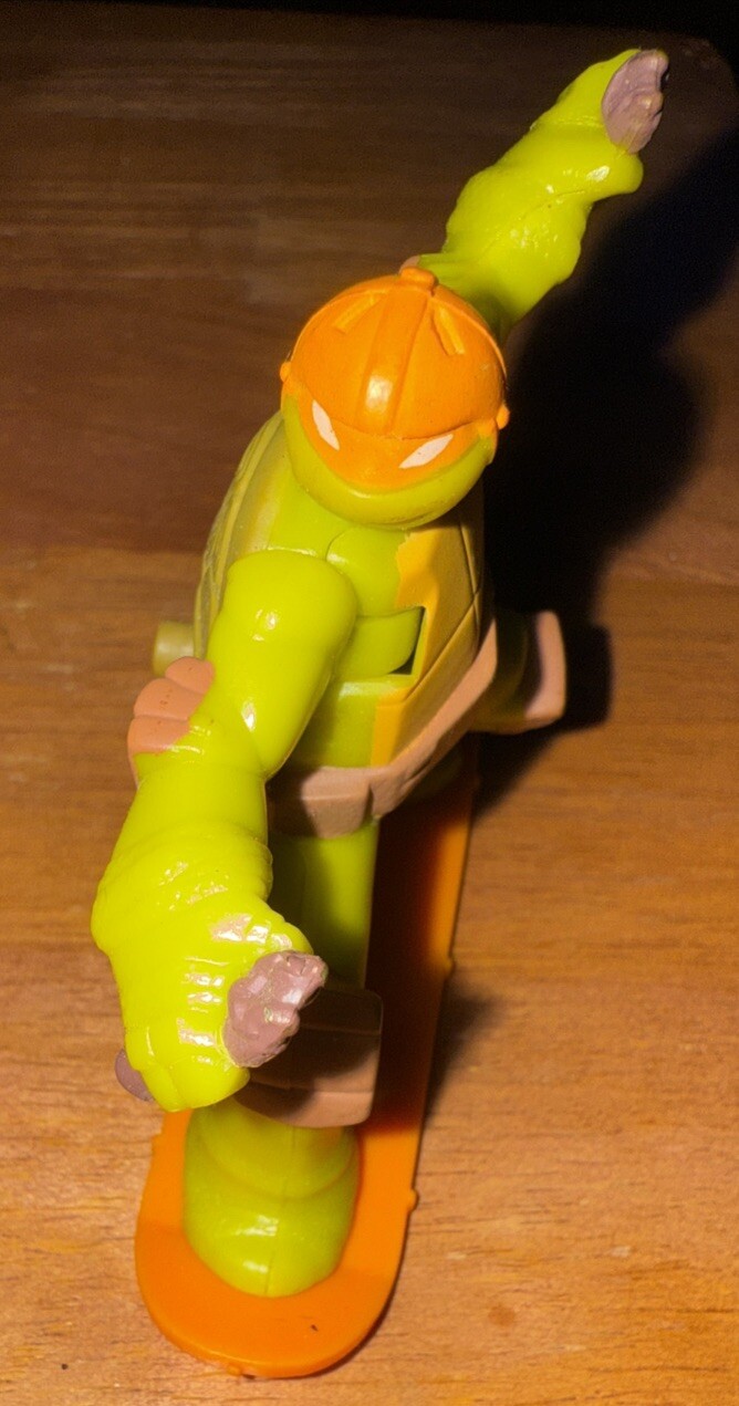 McDonald's Teenage Mutant Ninja Turtles Toy Michelangelo On Skateboard Loose