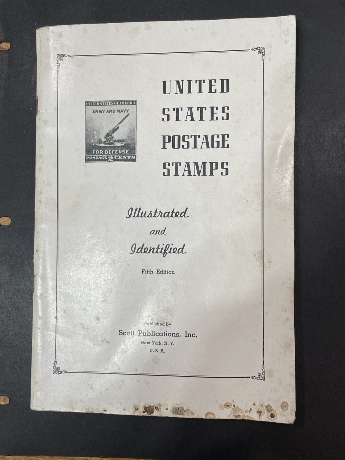 VINTAGE 1942 United States Stamps Illustrated and Identified 5th Edition 1942