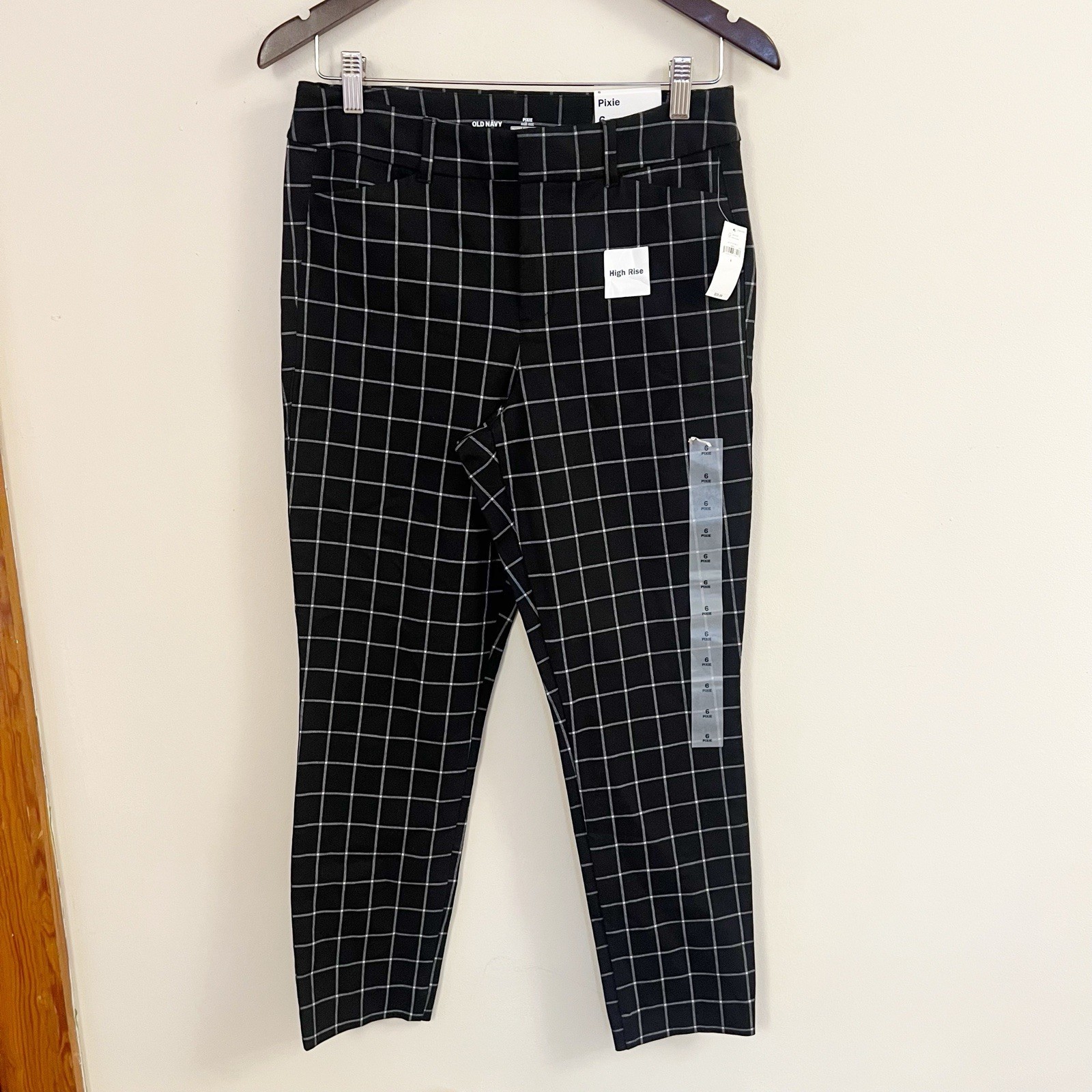 Old Navy Checkered High Rise Pixie Pants Black/White NEW Size 6