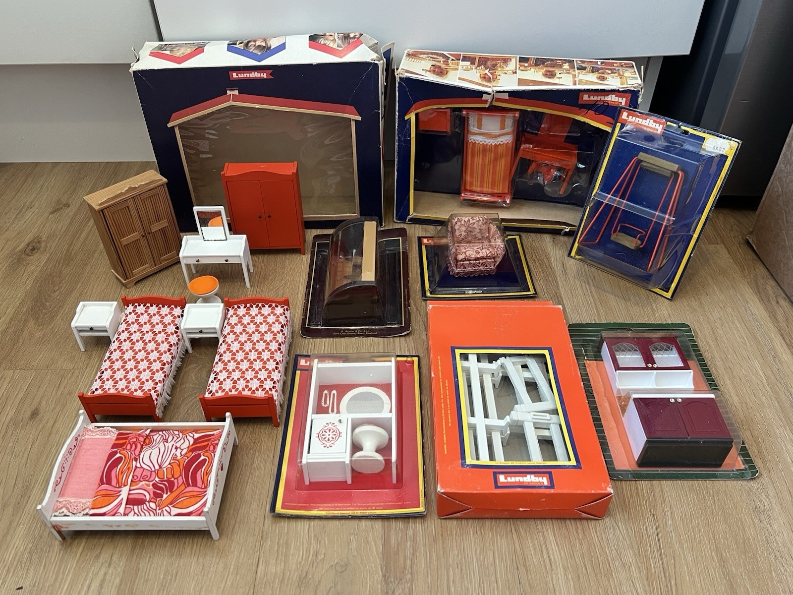 Vintage Lundby Dolls House Furniture & More Bundle 