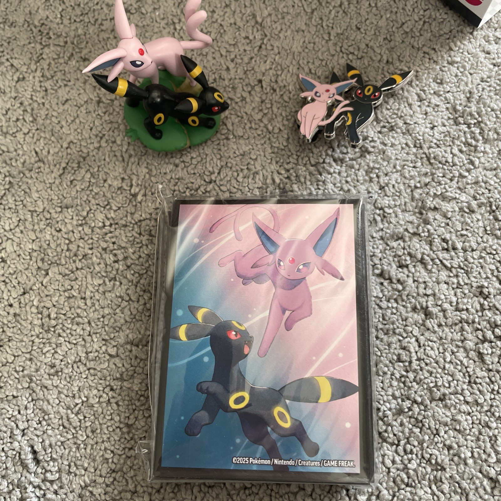 POKEMON Prismatic Evolutions Premium Figure Collection Figure, Pin, Sleeves