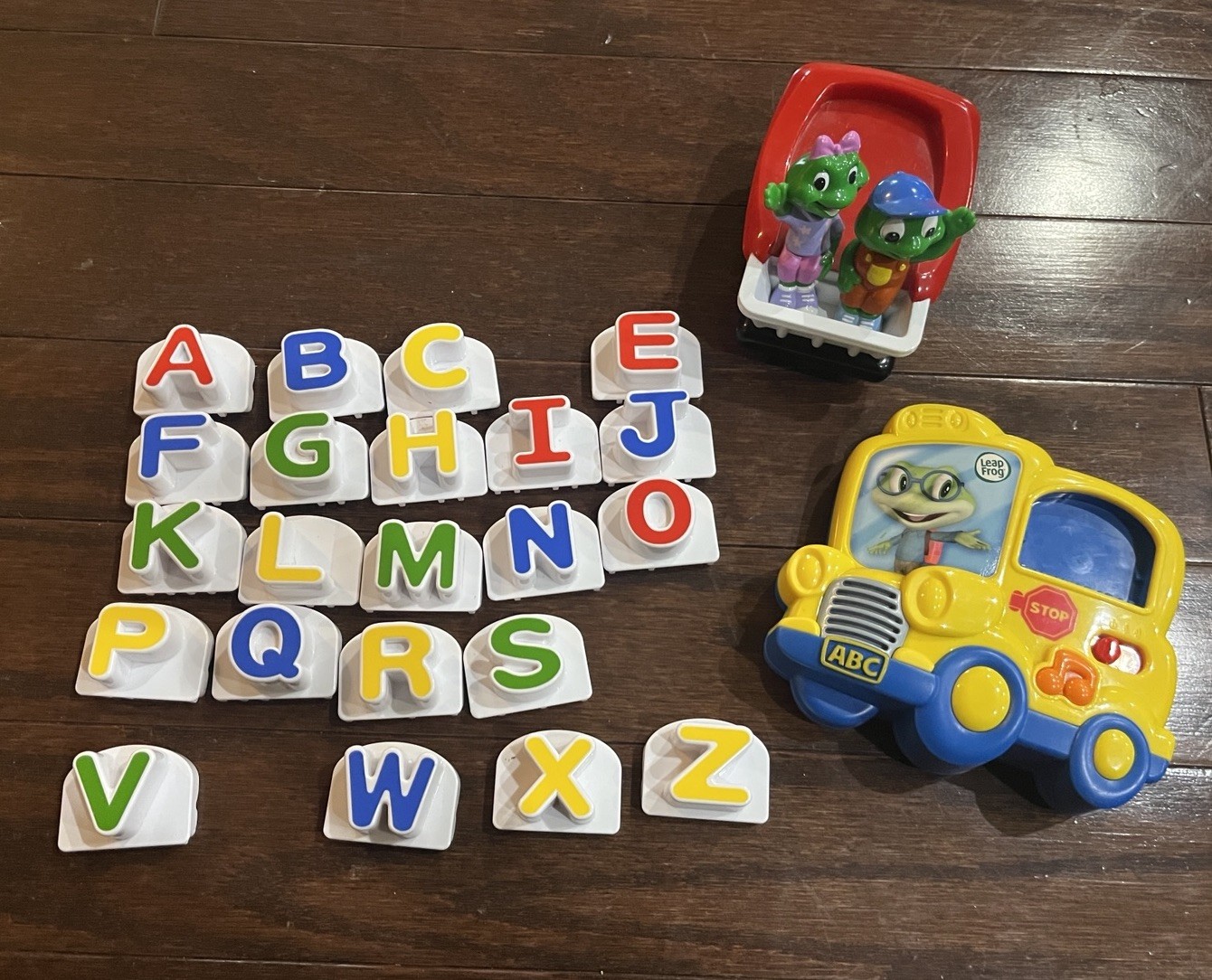 Leap Frog Phonics Magnetic Alphabet ABC SCHOOL BUS 23 Letters Tested