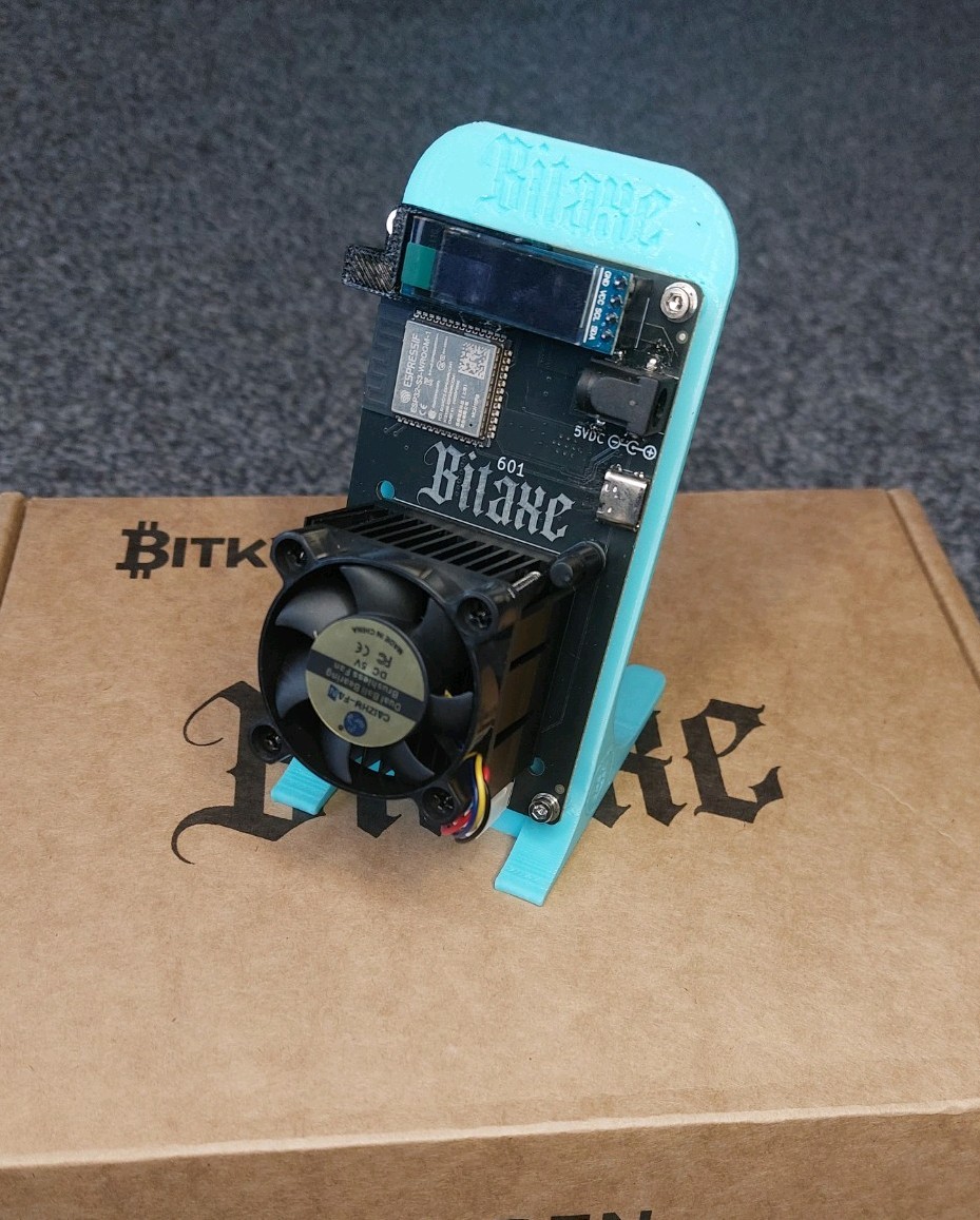 Bitaxe Gamma 601 – 1.2TH/s 18W Solo Lottery Bitcoin Miner + UK Power Supply