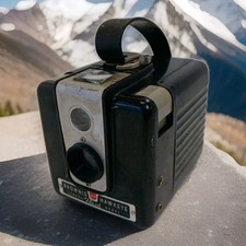 Vintage Kodak Brownie Hawkeye Camera Flash Model Bakelite Untested.