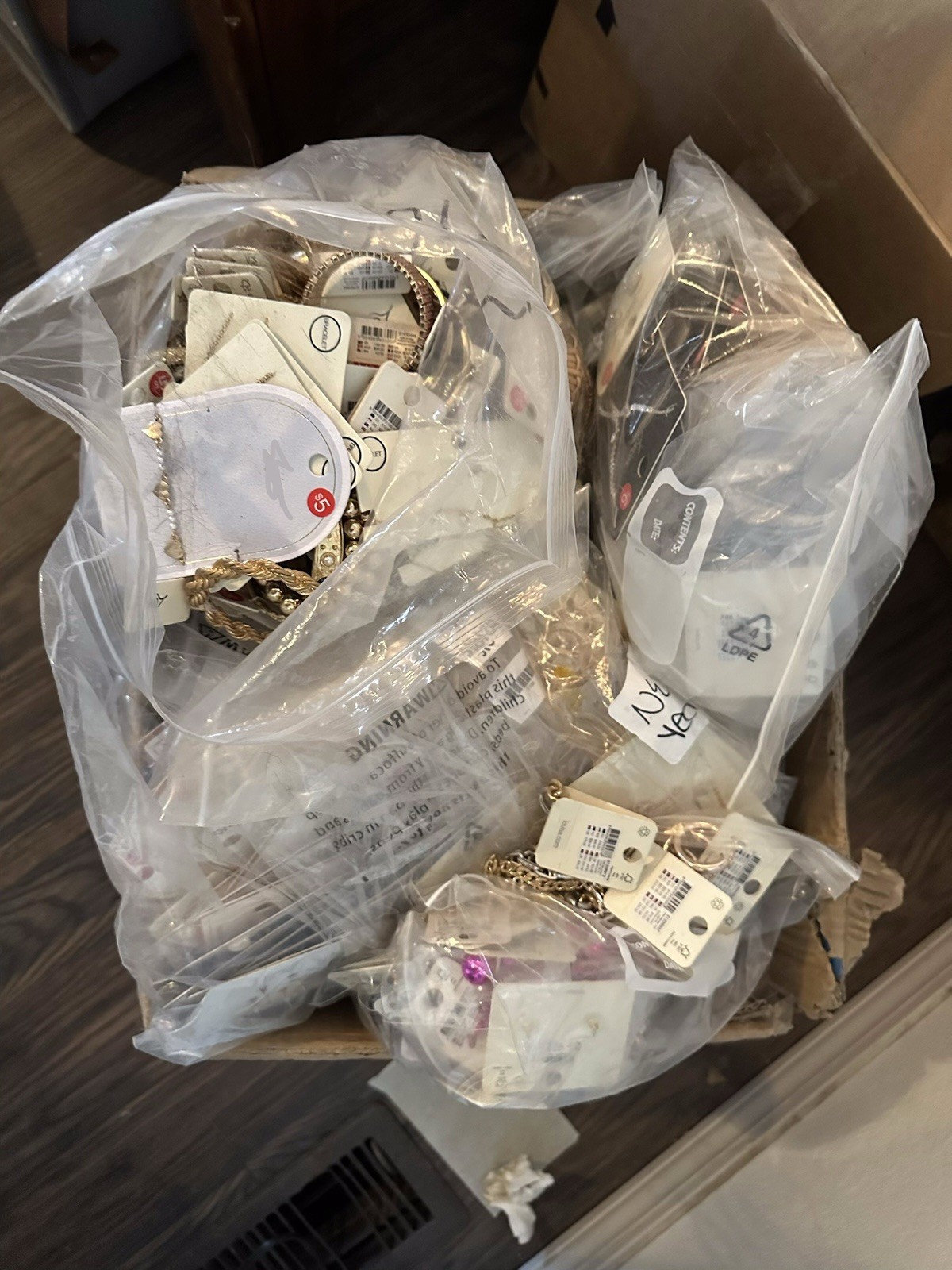 Mixed Lot of 50+ Women's Fashion Jewelry Necklaces Bracelets Earrings Multicolor