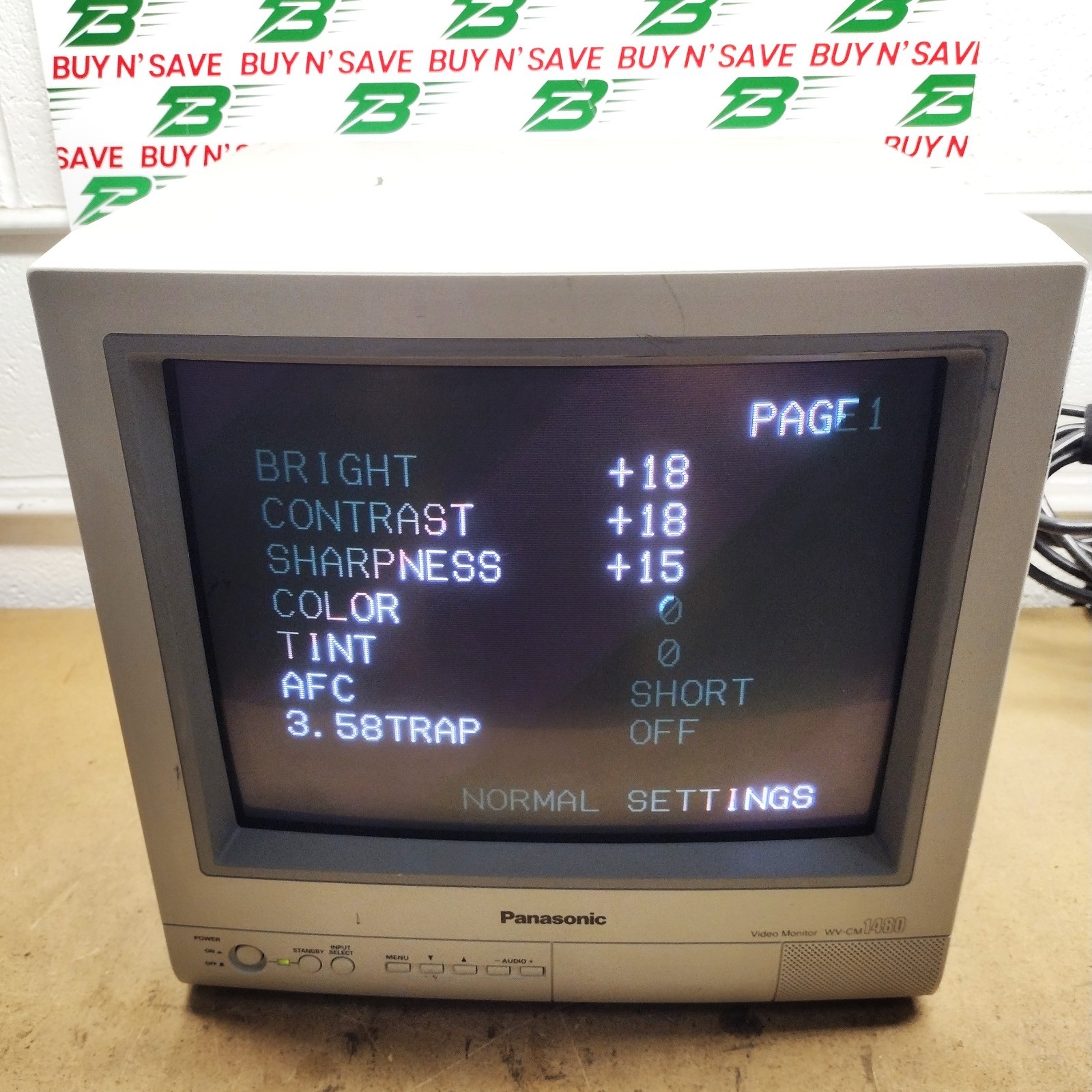 Panasonic Video Monitor 14in  WV-CM1480 w/ Power Cord - Powers On - USED