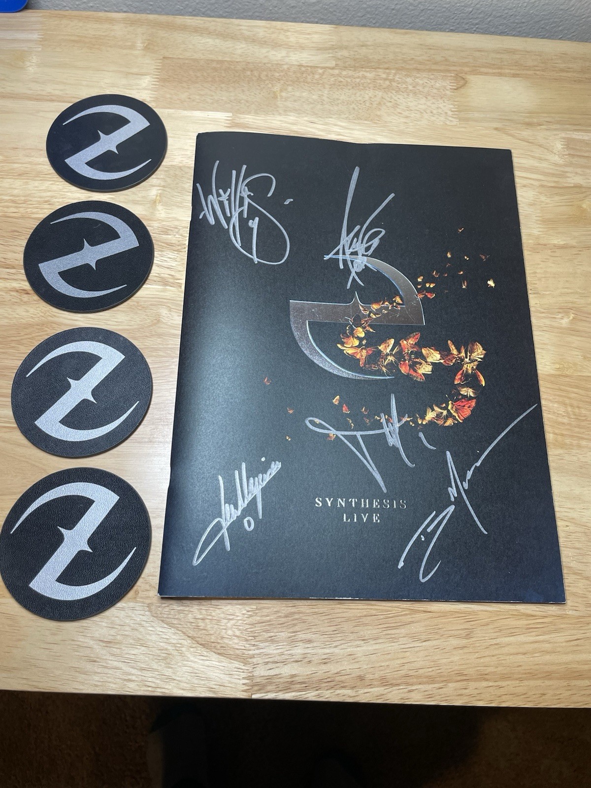 Evanescence Synthesis Live Signed Program 2017