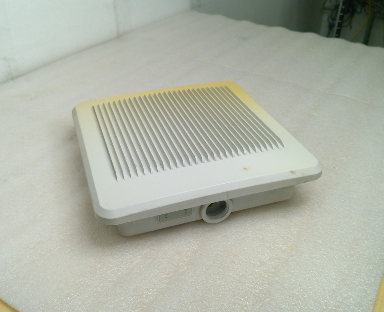 Luxul XAP-1440 AC1200 Dual-Band Wireless Outdoor Access Point