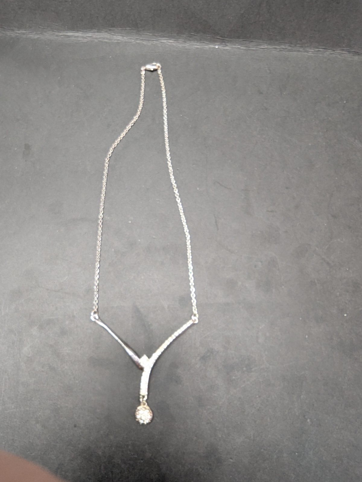 Silver Tone Unmarked Necklace Clear Glass Stone Y Drop Pendant Lobster Lock