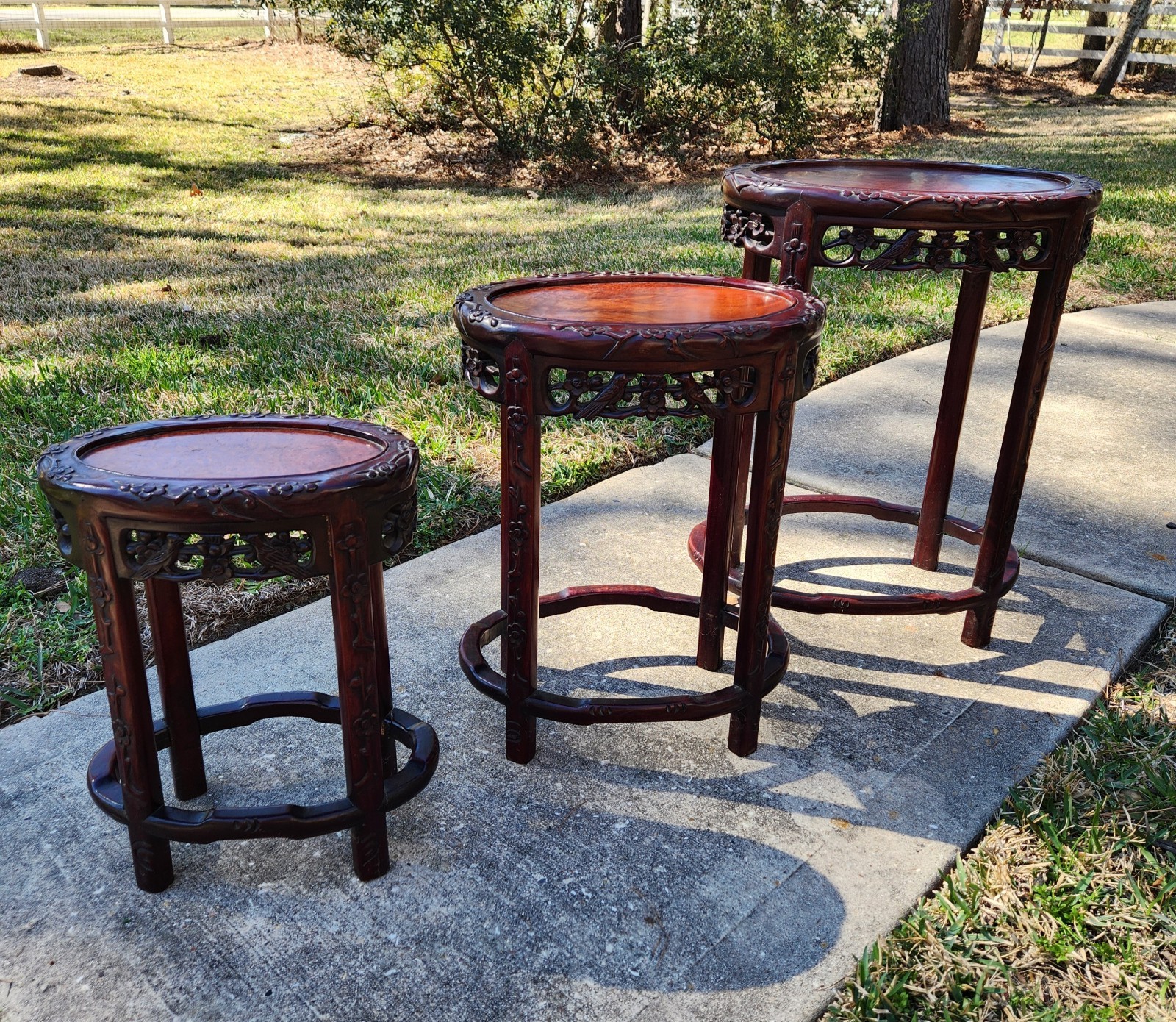  Three CHINESE ANTIQUE STAND carved rosewood. Stunning. 